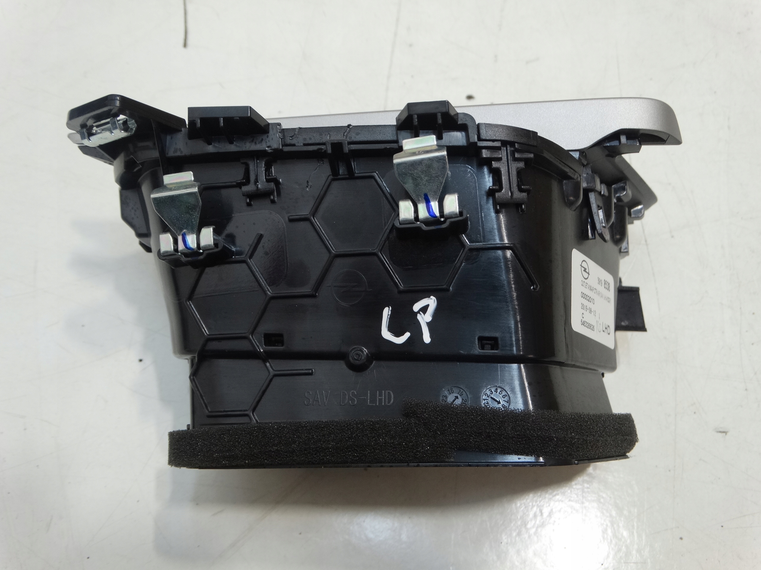 grid air conditioning devices left front OPEL CORSA F 2019R.- 39198538