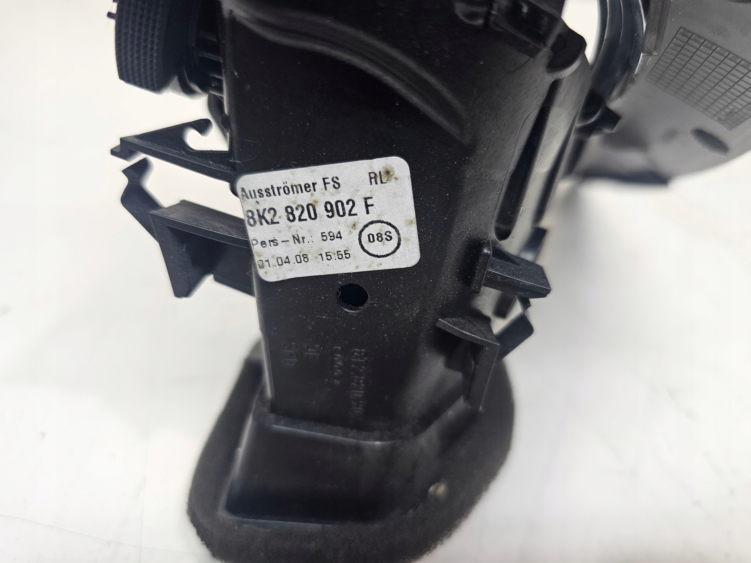 grid air conditioning devices right AUDI A4 B8 8K2820902F