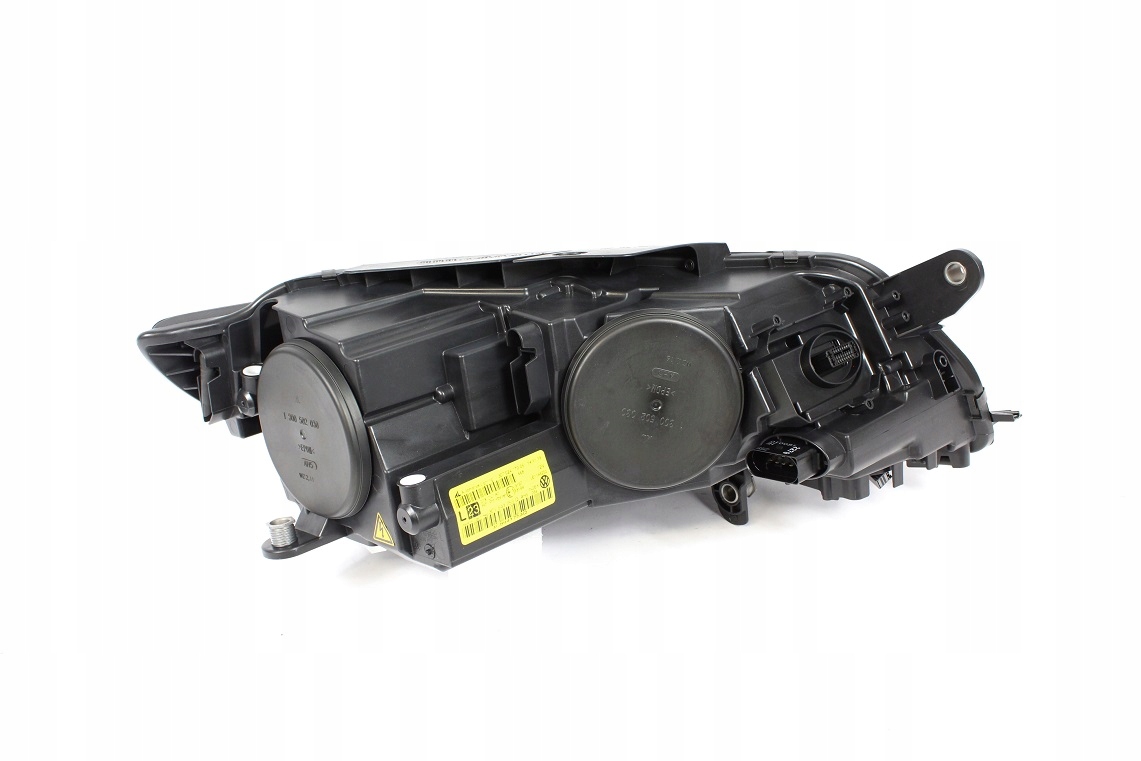 REFLEKTOR LED VW CC lewa ASO Strona zabudowy lewa