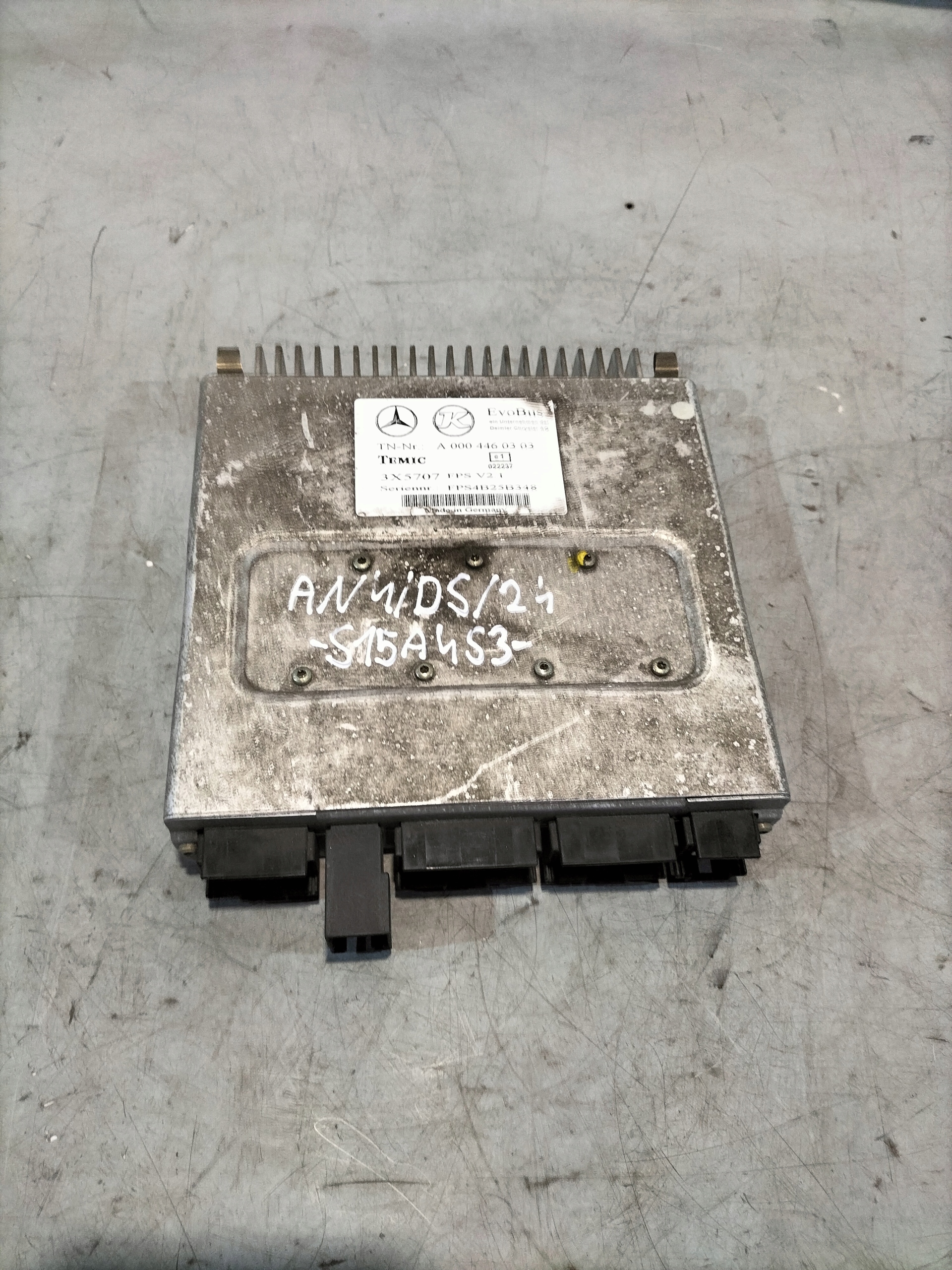 control unit Mercedes-Benz OE A0004460303