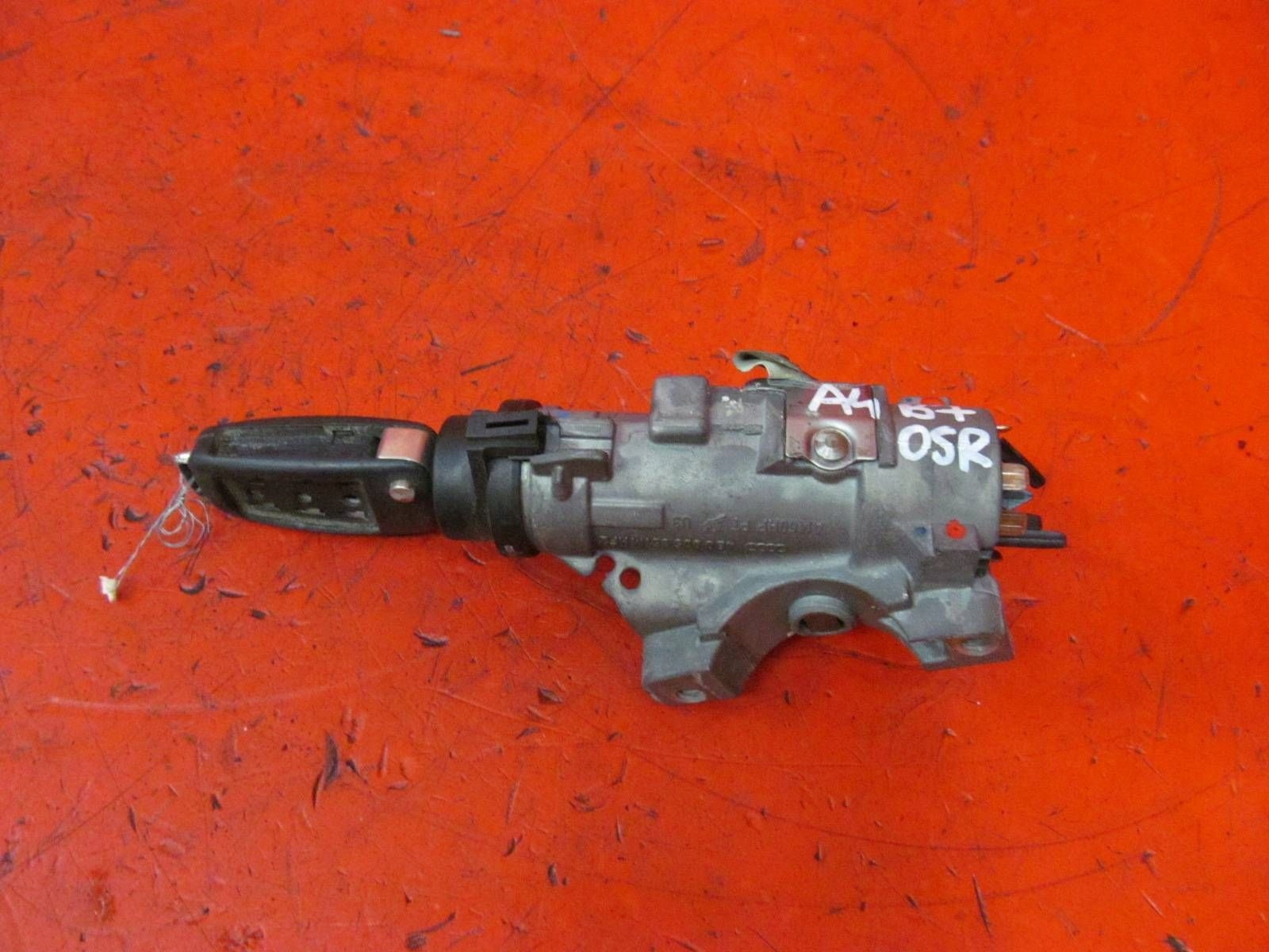 AUDI A4 B7 8E B6 ignition key PILOT SCYZORYK 4B0905851M