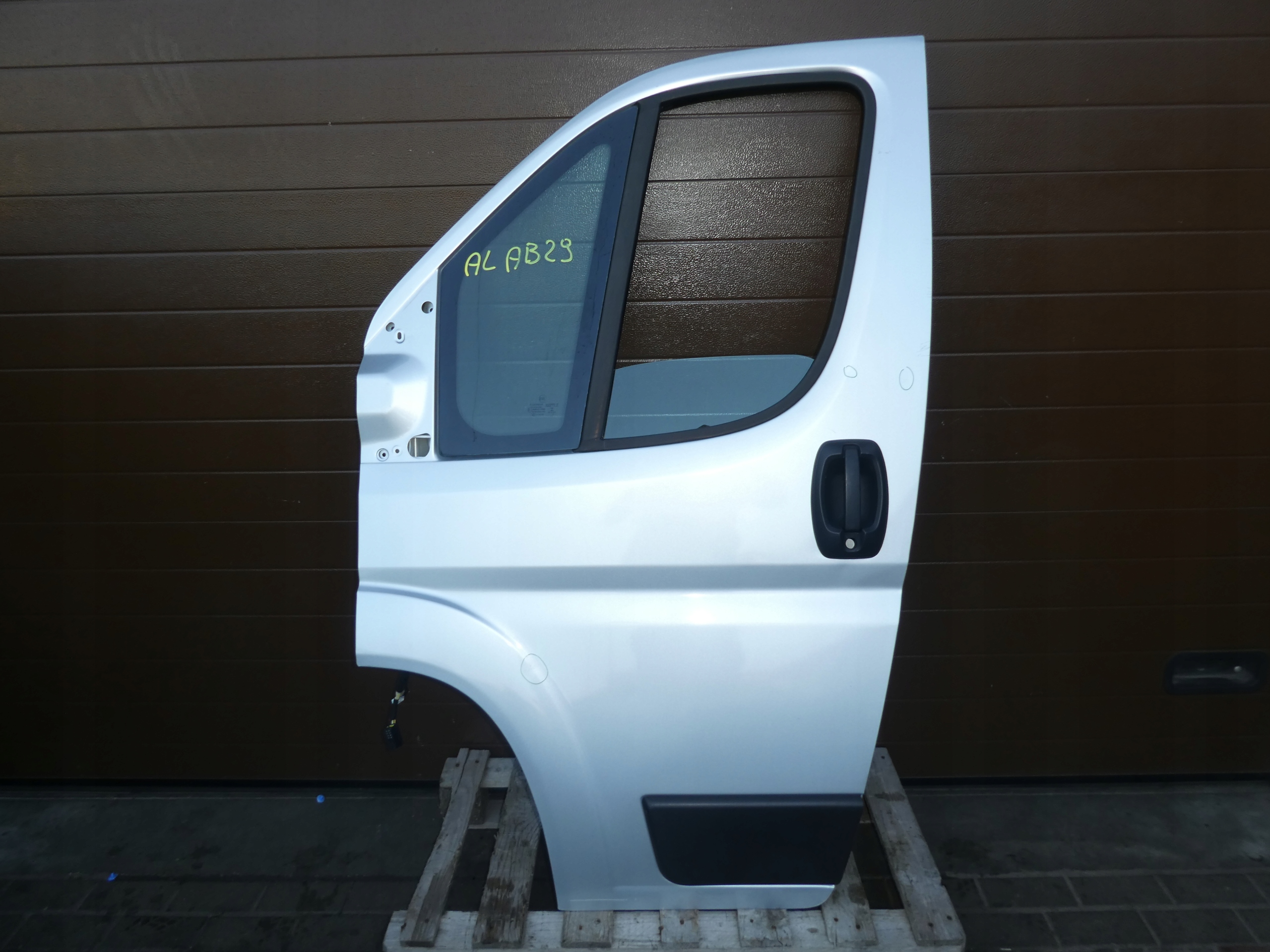 DUCATO III BOXER JUMPER II door left front complete silver