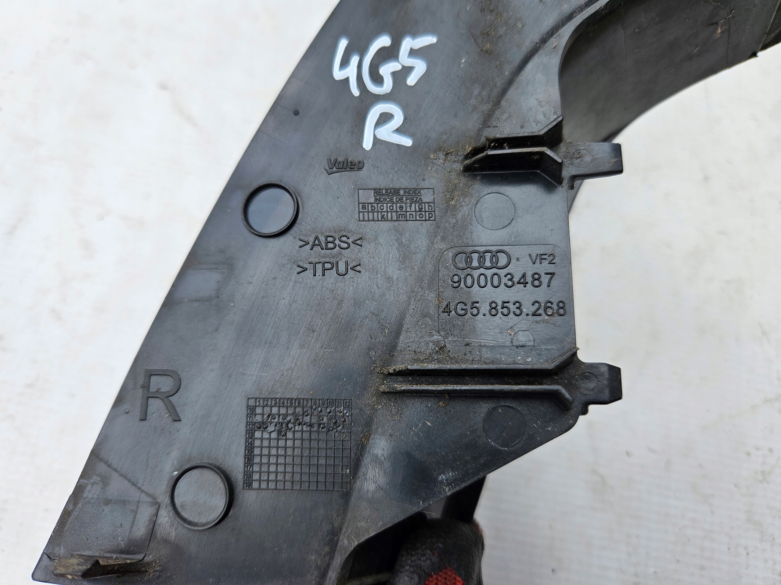 Couvre Feux phare PRAWEJ Arrière AUDI A6 C7 Berline