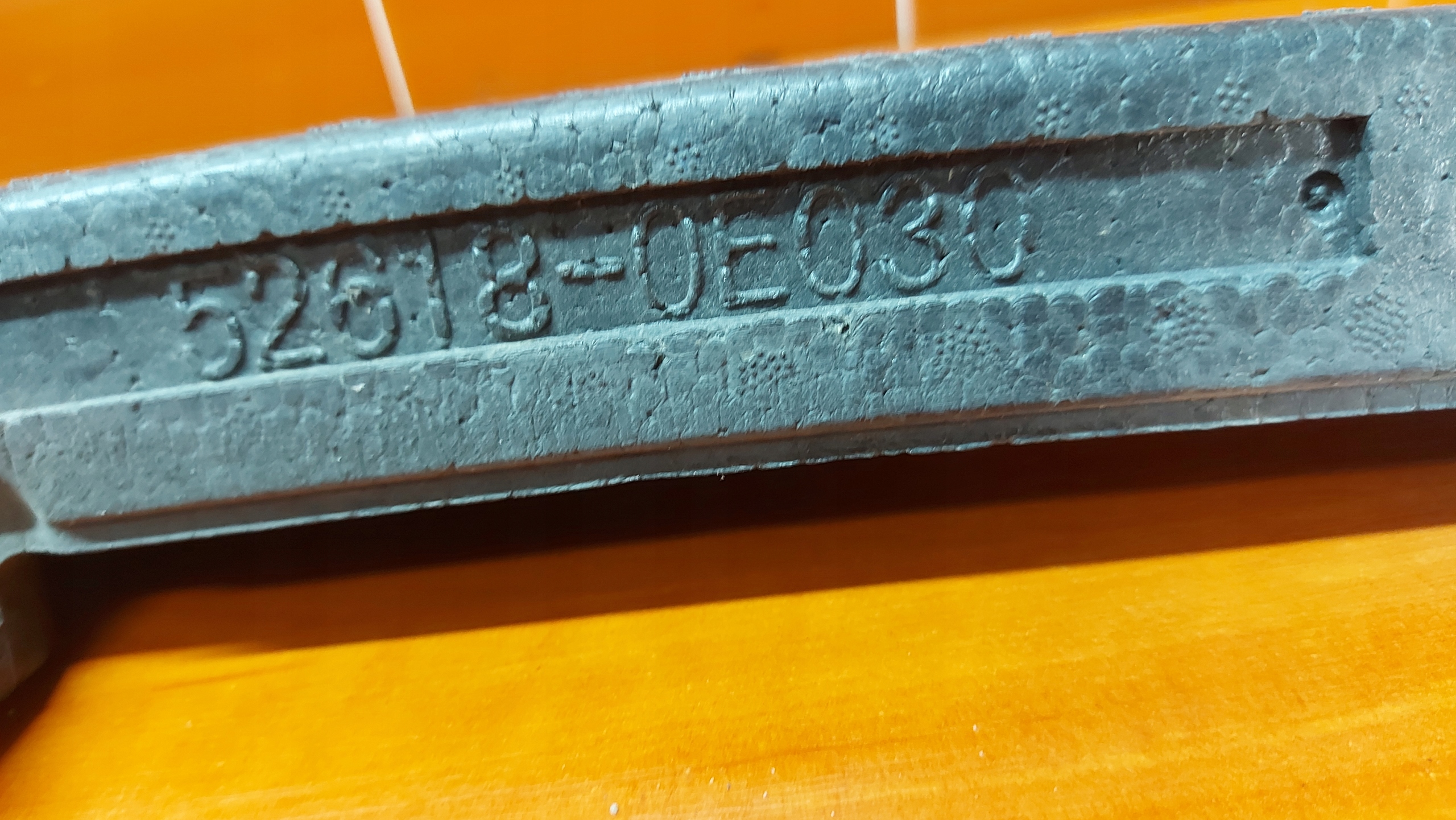 ABSORBER polystirene of a bumper front front TOYOTA HIGHLANDER IV 20
