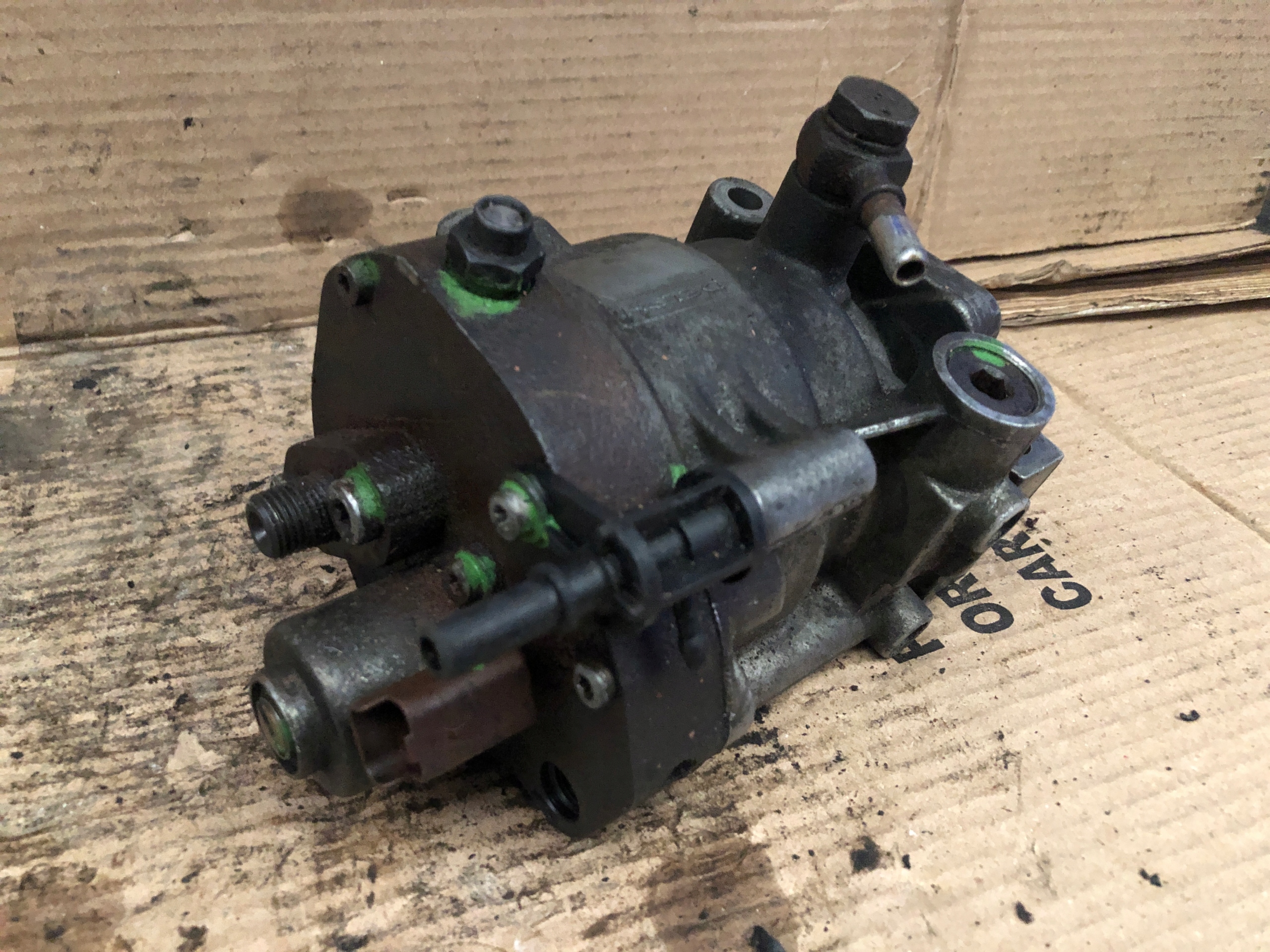 EINSPRITZPUMPE RENAULT MEGANE 9303Z110A