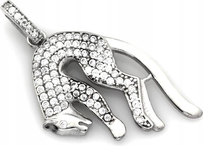 Stříbrný přívěsek 925 pantera bohatě osázený bílými zirkony dárek