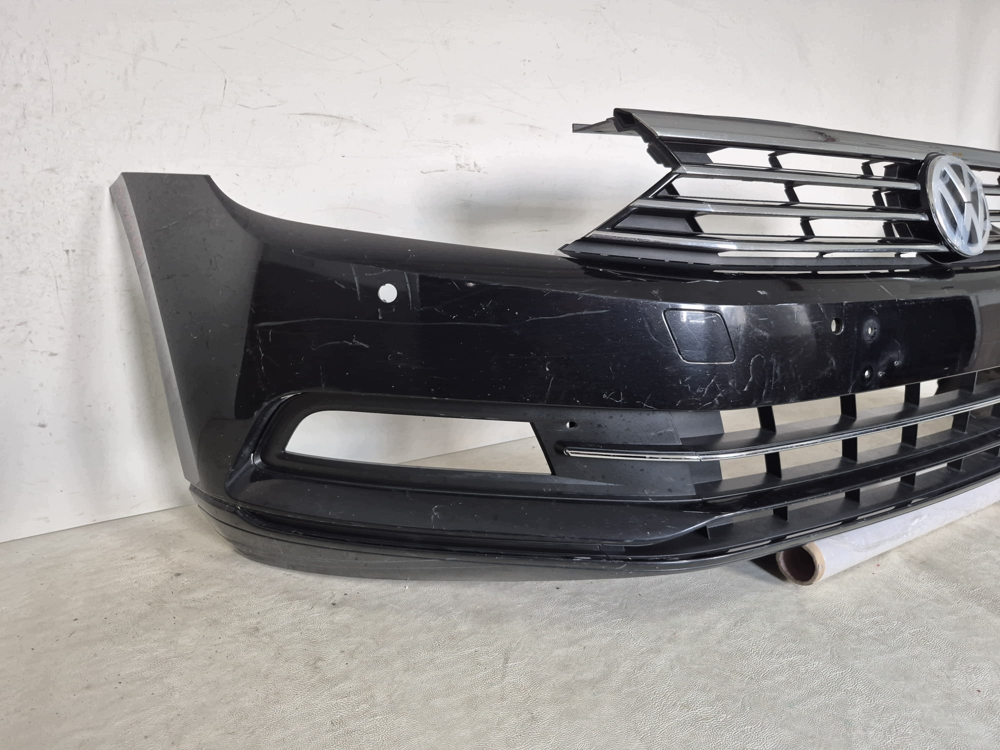 VW PASSAT B8 14-19 bumper front front 4XPDC 3G0807221