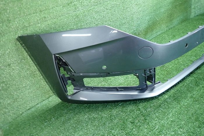 SKODA OCTAVIA IV LIFT 23- nárazník přední předek