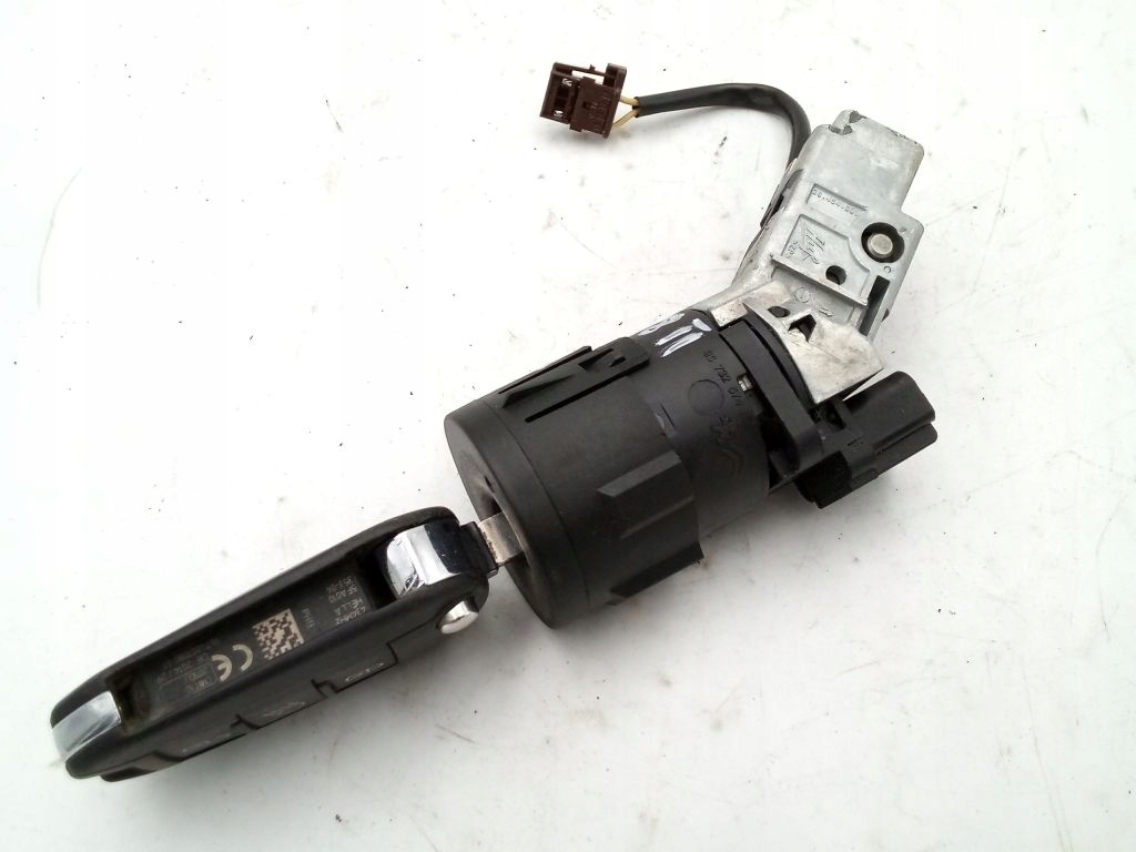 Peugeot 308 II T9 ignition + key key 9673257480
