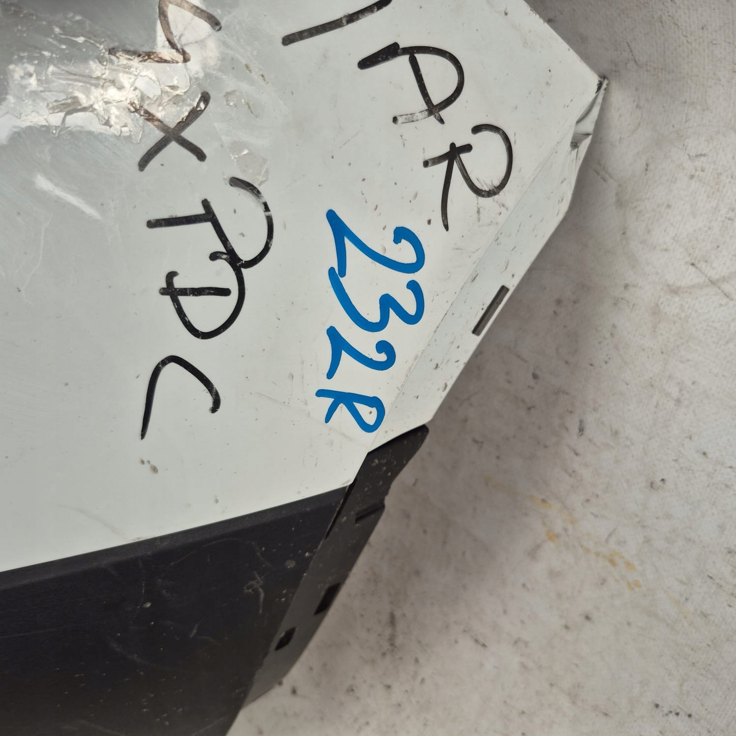 RENAULT KADJAR LIFT 18-22 bumper rear part rear PDC