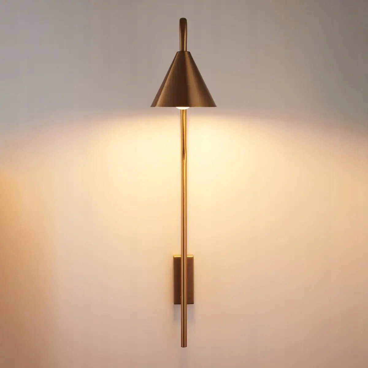 Industriální nástěnná lampa Primo zlatá kartáčovaná zlatá lucerna nad postel