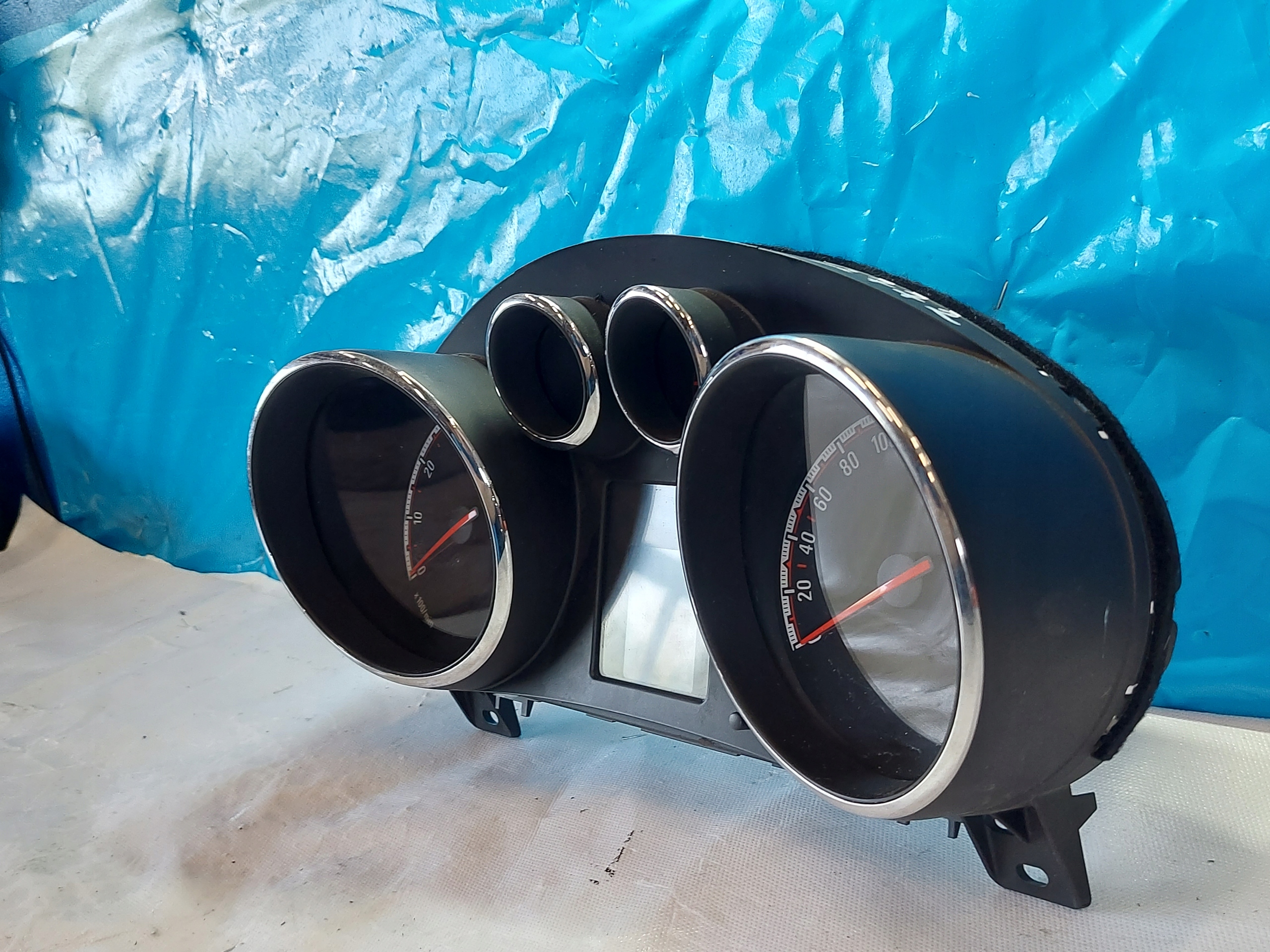 dials clock OPEL MERIVA B 1.4 B 13420499