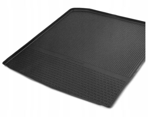 ORYGINALNA mata bagażnika SKODA SUPERB III 3V5061170