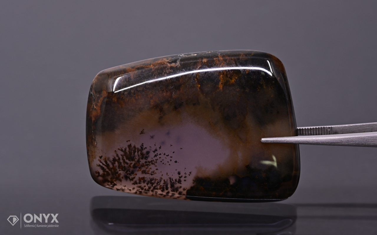 Dendritový achát z Kazachstánu kabošon nepravidelný