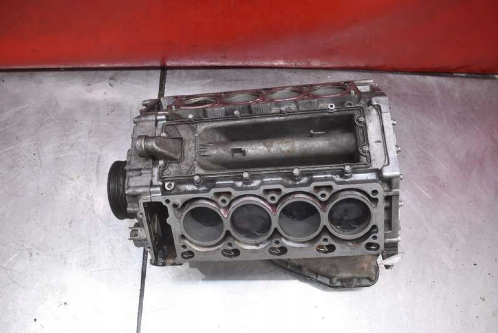 BLOK DÓŁ SILNIKA WAŁ 7504599 BMW E65 3.5 V8 272 KM 01-05