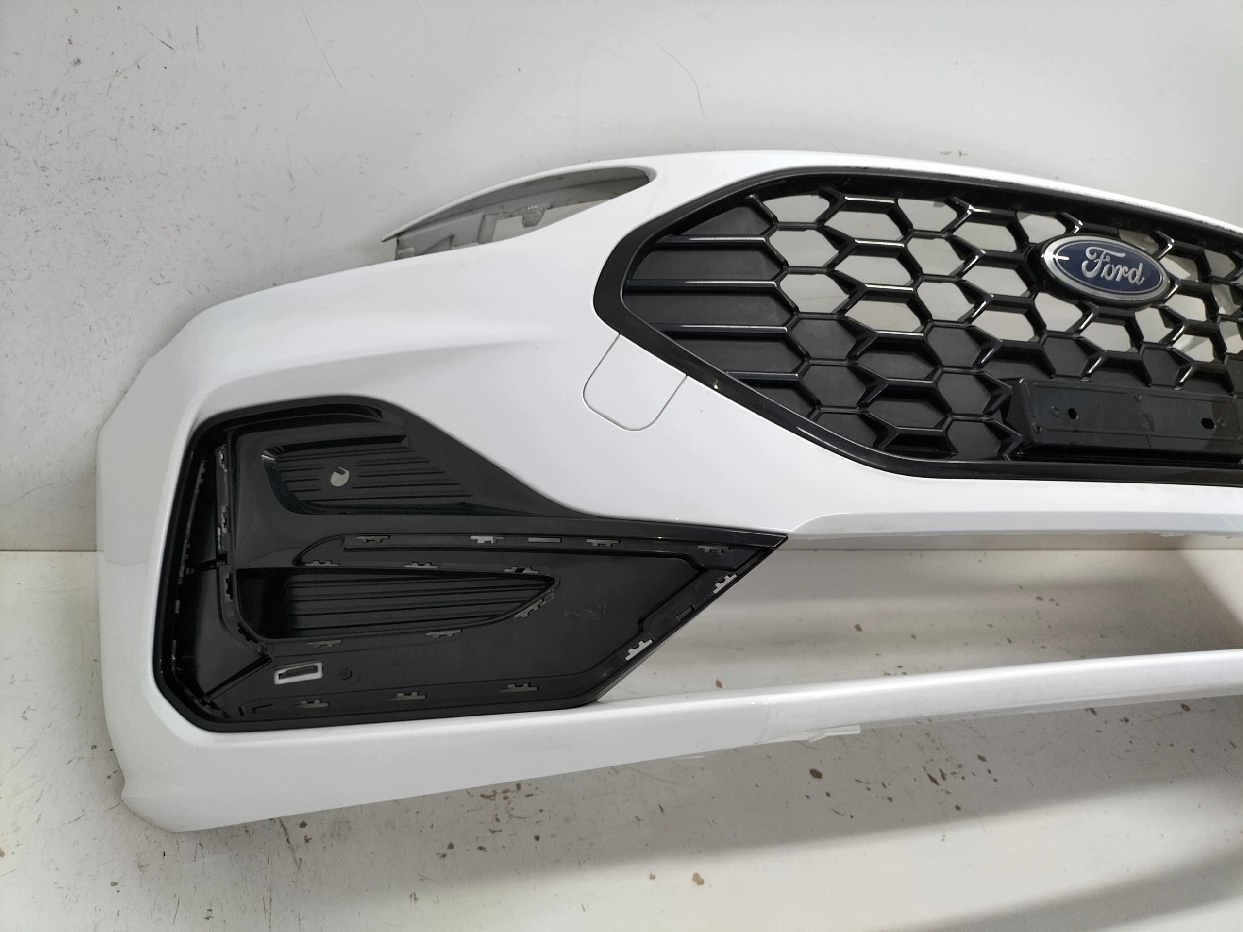 front bumper front FORD FOCUS MK4 LIFT 21- ST-LINE