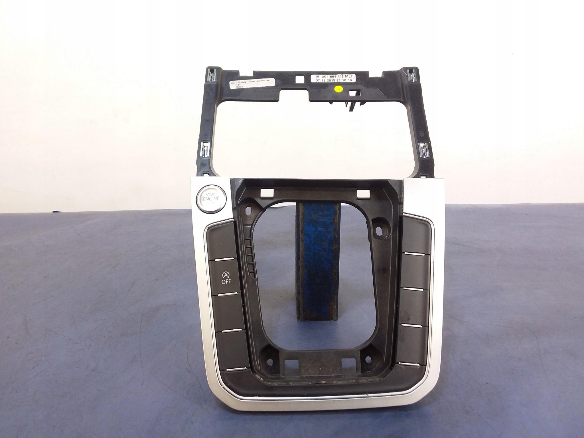VW PASSAT B8 RAMKA BIEGÓW PRZYCISKI 3G1864263ML