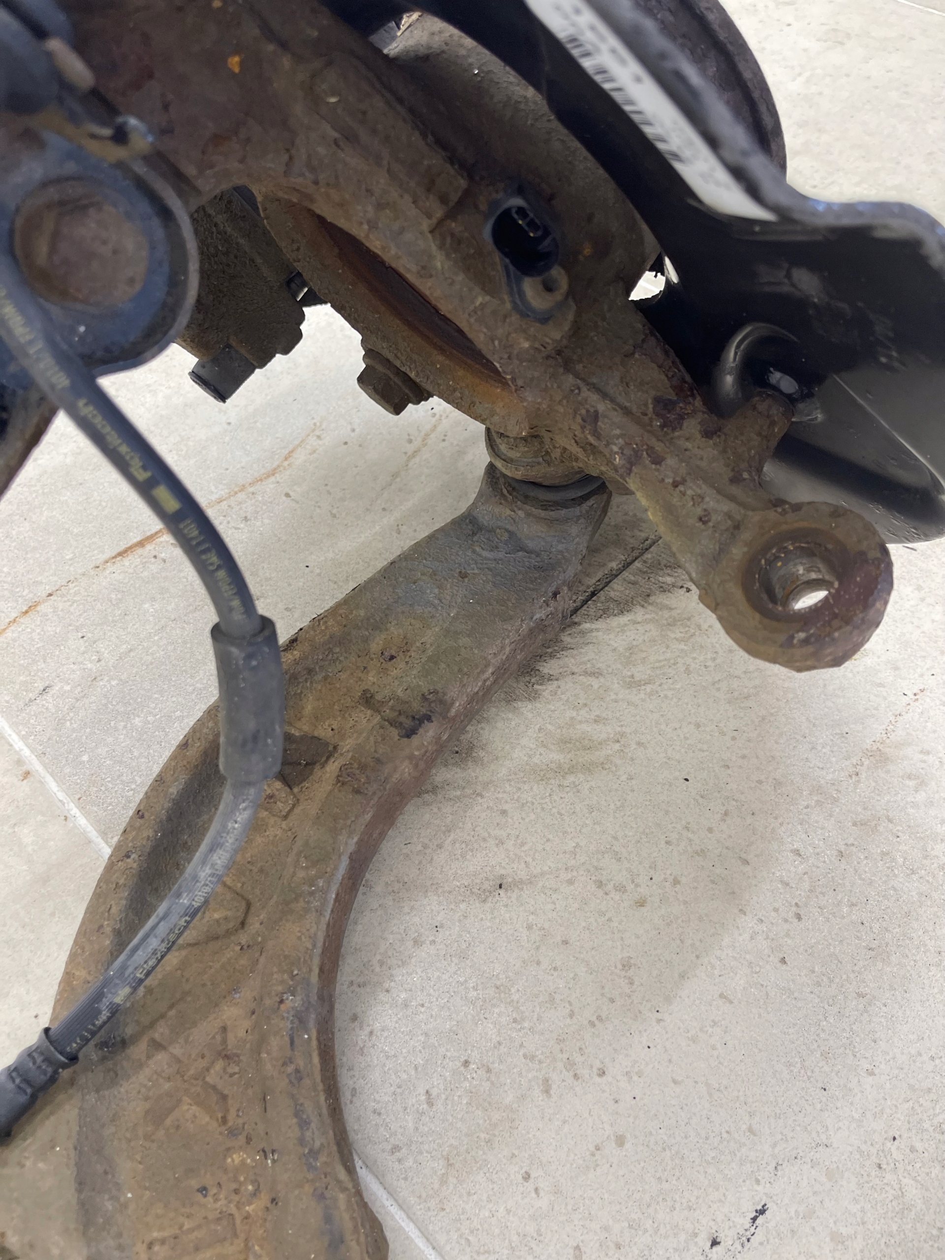 VW T5 LIFT T6 2.0 TDI shock absorber arm front swing right
