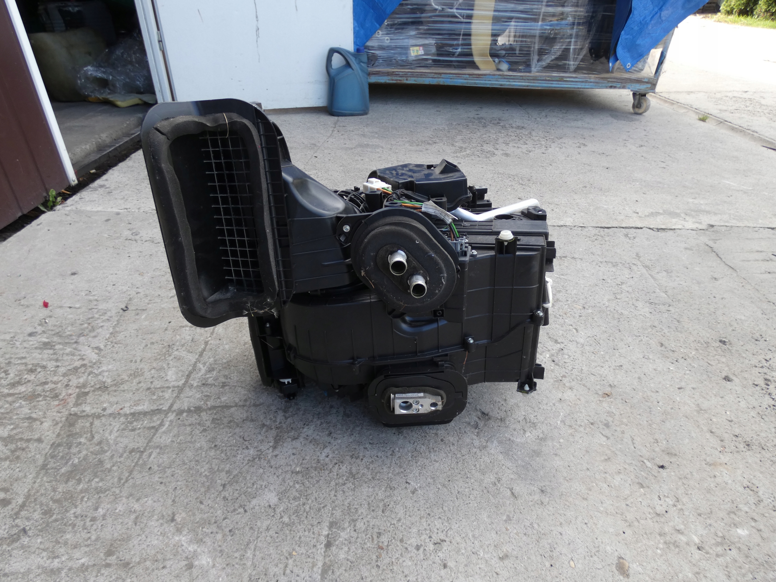 радиатор отопителя MICRA K14 272105FD3A