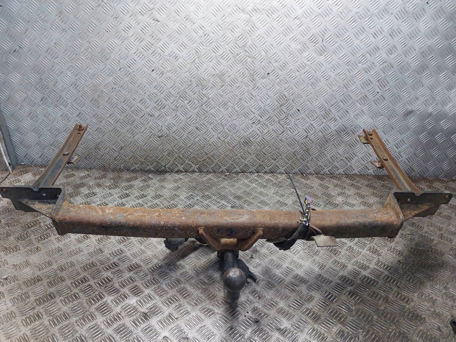 tow + TABLICZKA + bundle MAZDA 626 V GF KOMBI