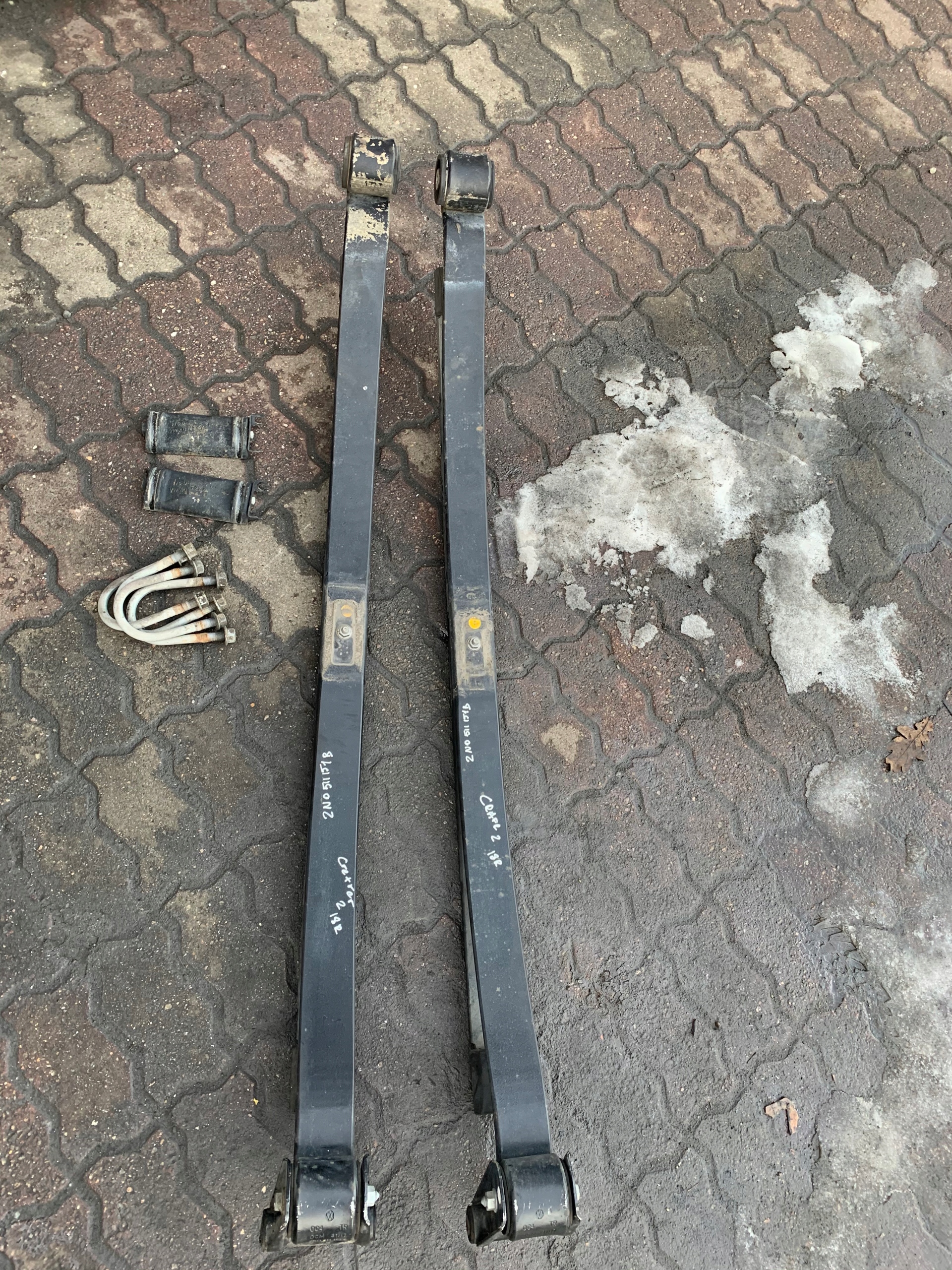 2N0511151 - РЕСОРА ЗАДНЯ ЗАДНЯ 2 РУЧКИ CRAFTER II MAN TGE 18R