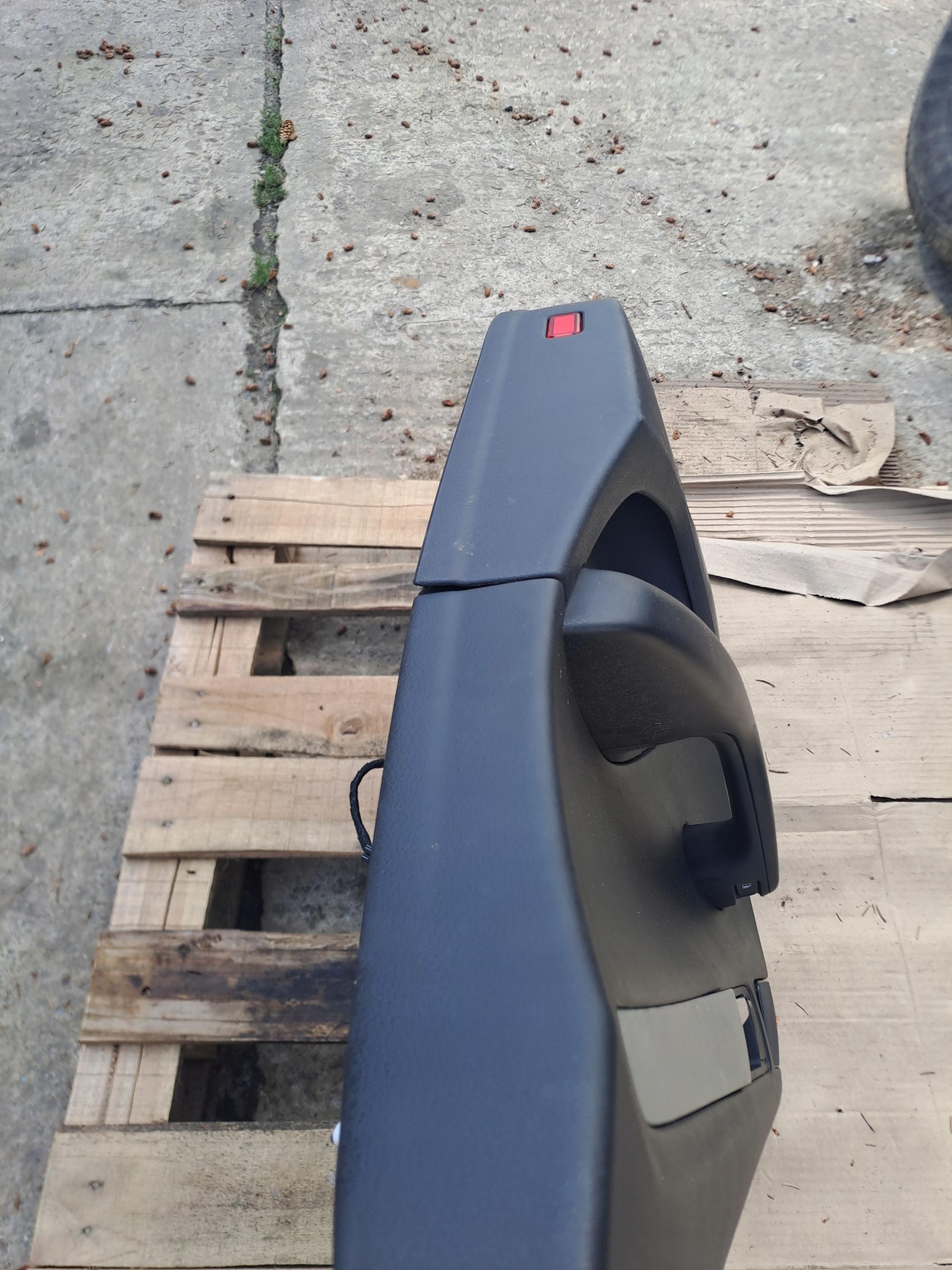 side door right rear part AUDI Q5 8R 8R0867306
