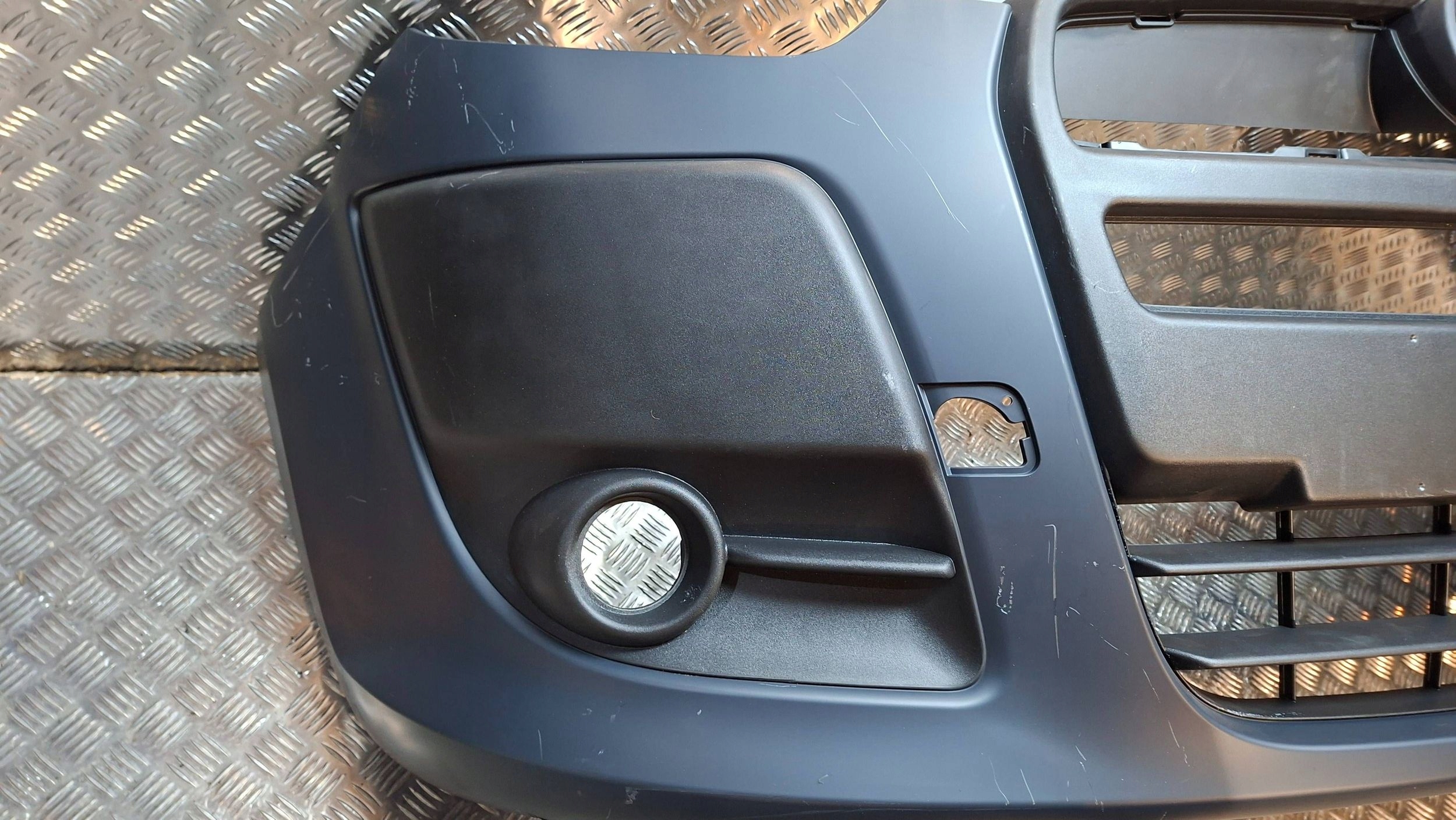 bumper front 735461211 FIAT DOBLO II 2010