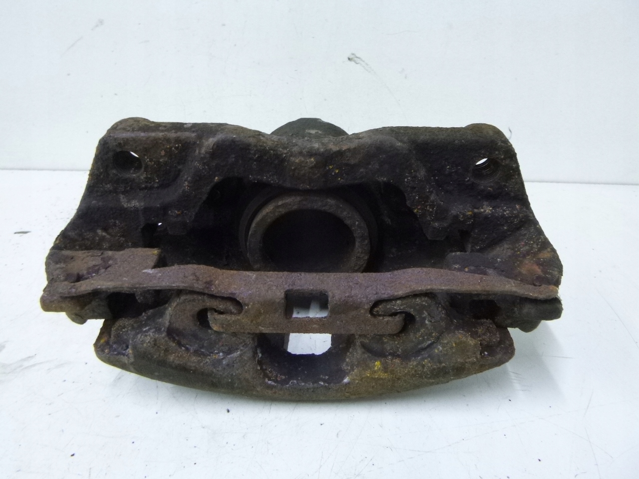 caliper brake front Mercedes-Benz Vito 96 – 03