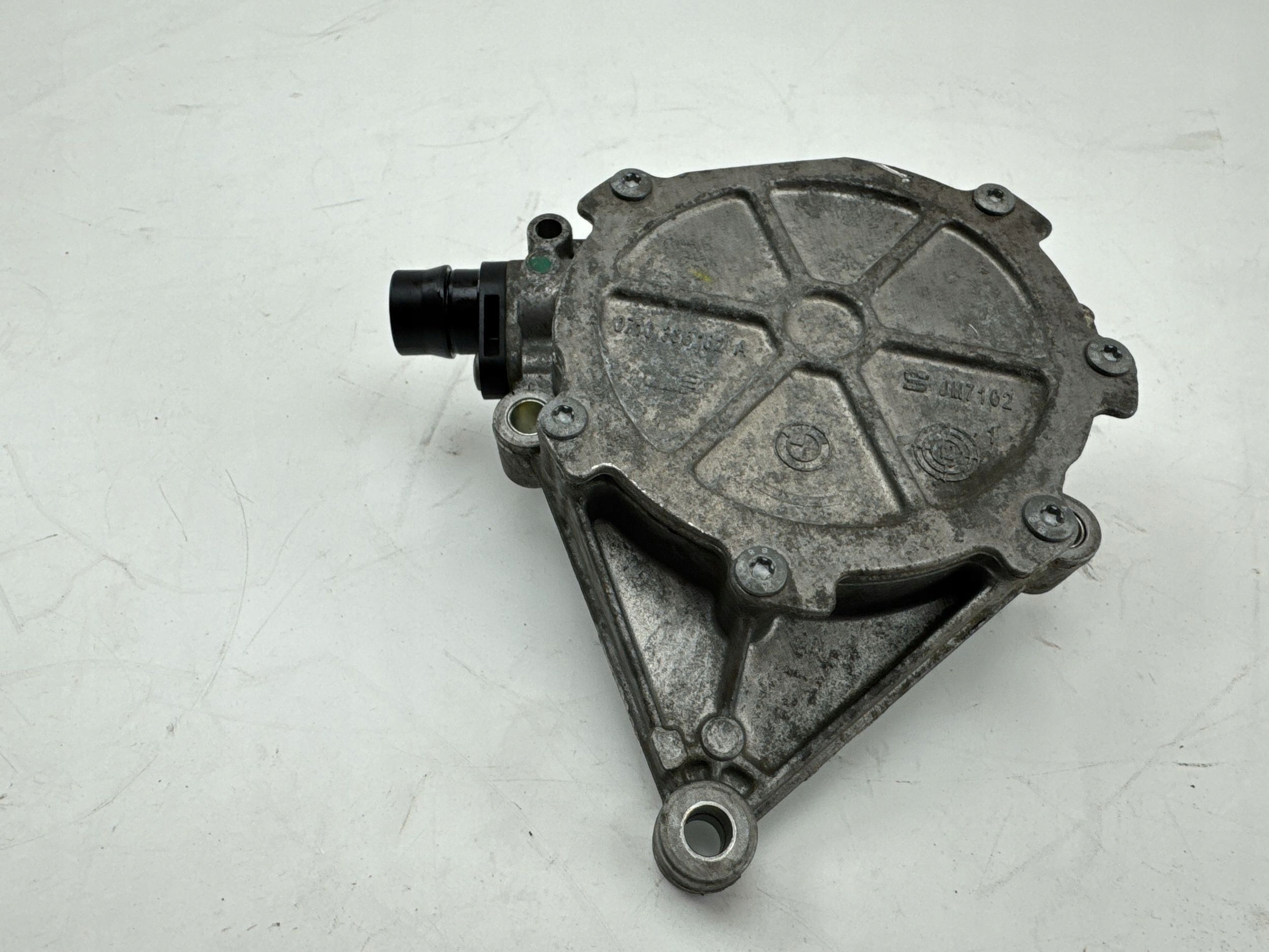 BMW OE 7622380 насос давления вакум