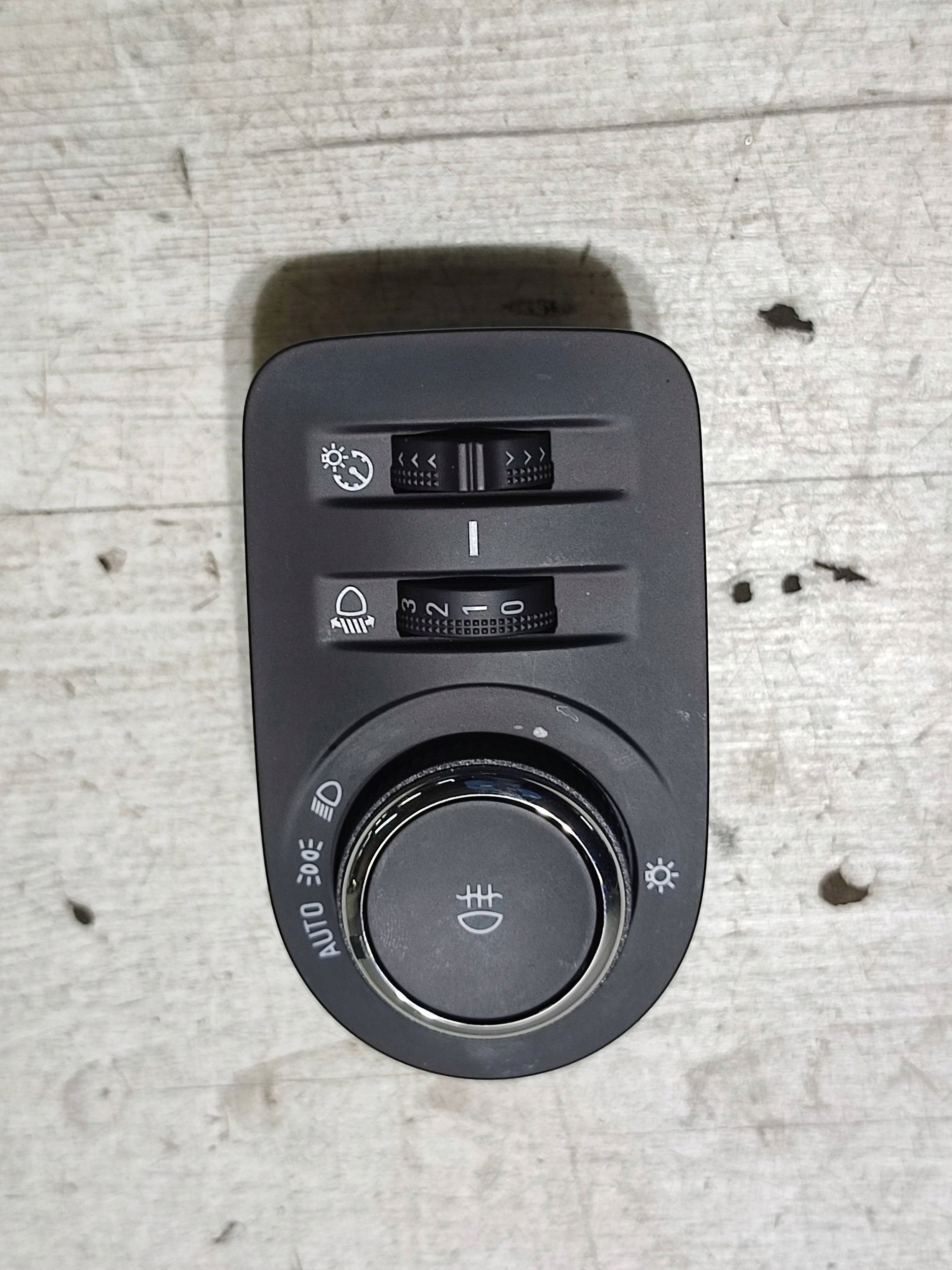 Opel Corsa F 2020 control panel window control switch