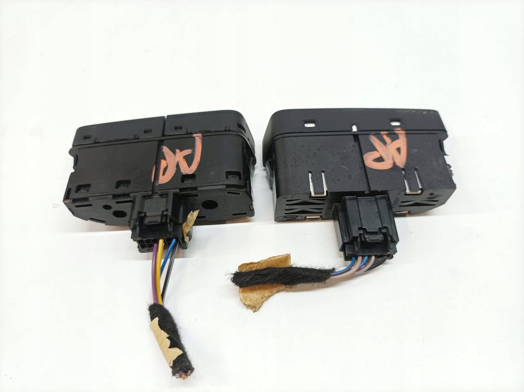 switch display KONTROLKA ET76-14B436-CC Ford Tourneo Courier and