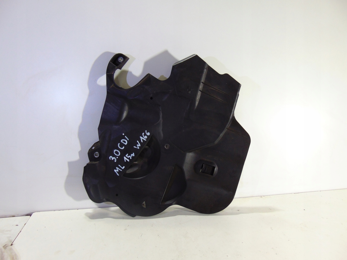 Кришка ременя двигуна MERCEDES ML W166 3.0 CDI