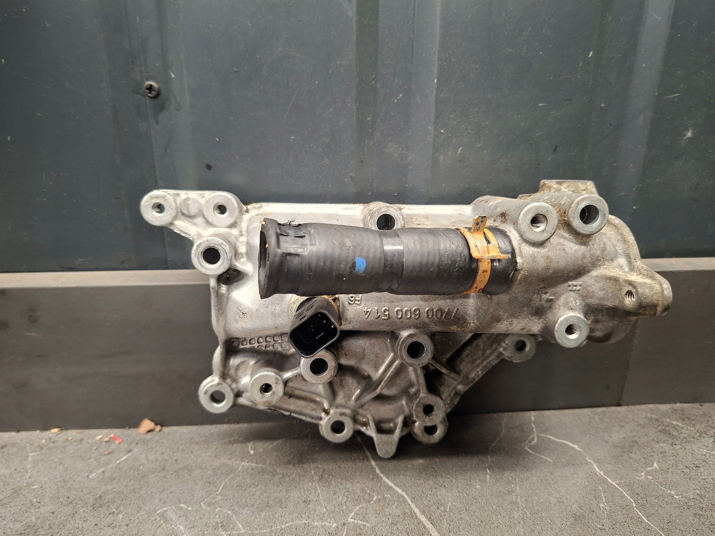 Renault OE 7700600514 obudowa termostatu