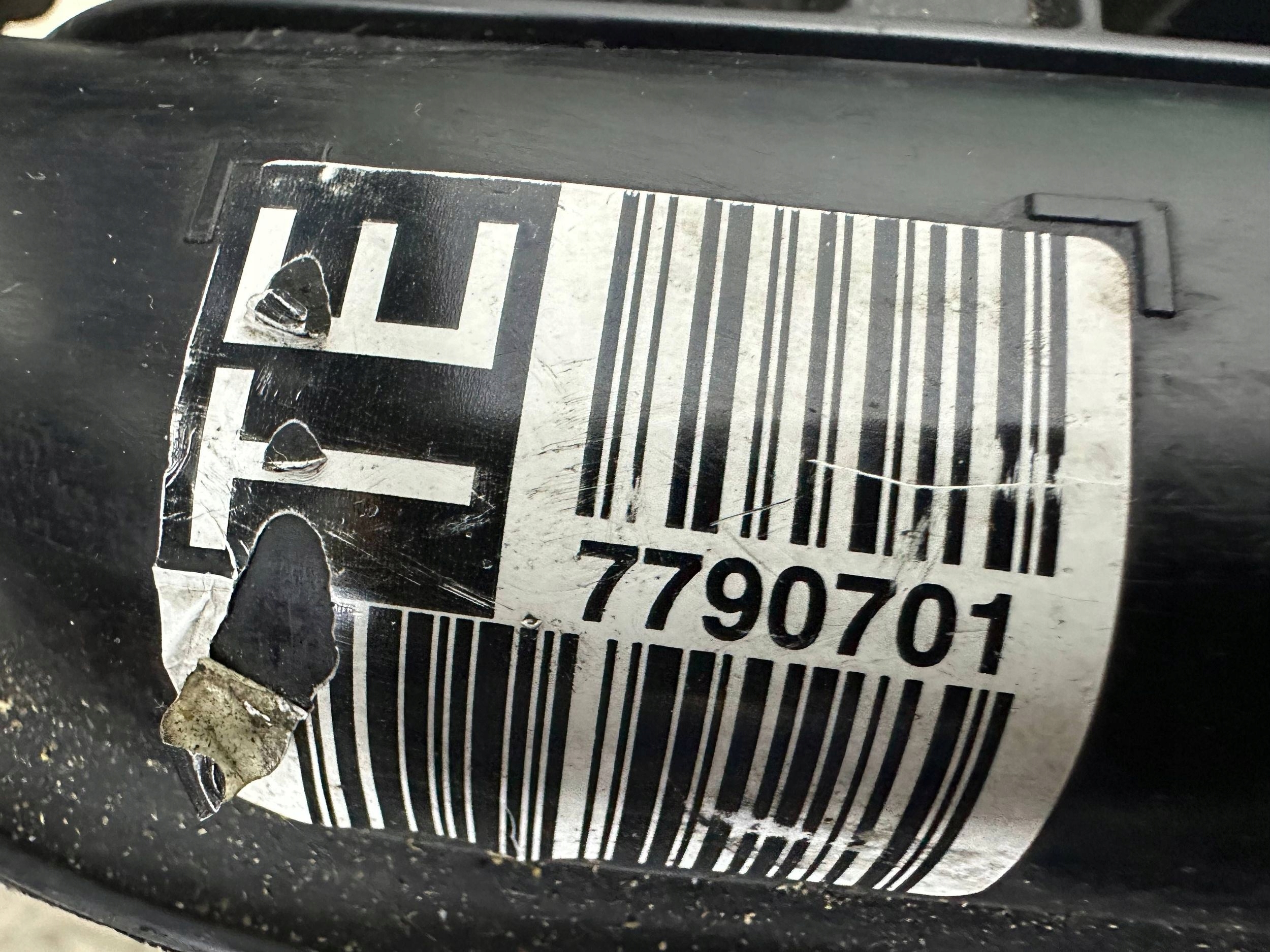 szívócsövek BMW 5 E60 E61 7790701