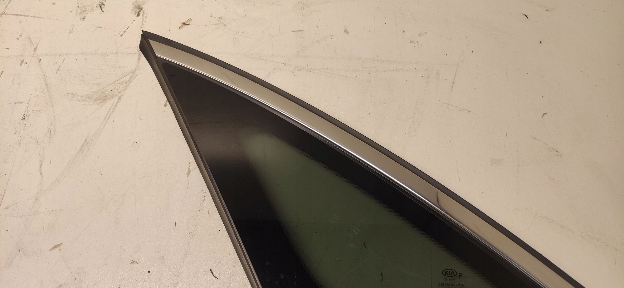 KIA CEED III HB window bodywork left rear CHROM CIEMNA 17-21