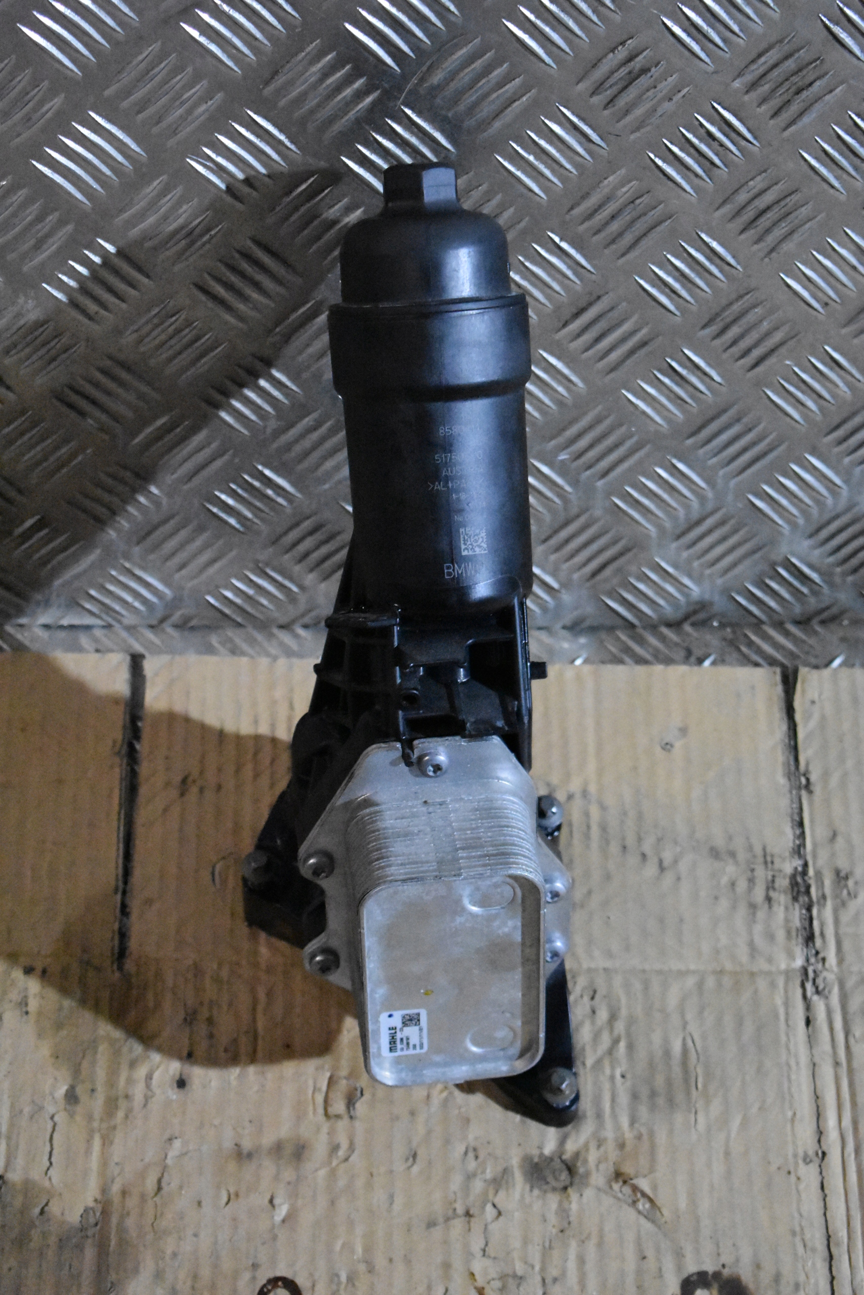 IDEALNA ÖLFILTERGEHÄUSE BMW G01 G02 G20 G30 1