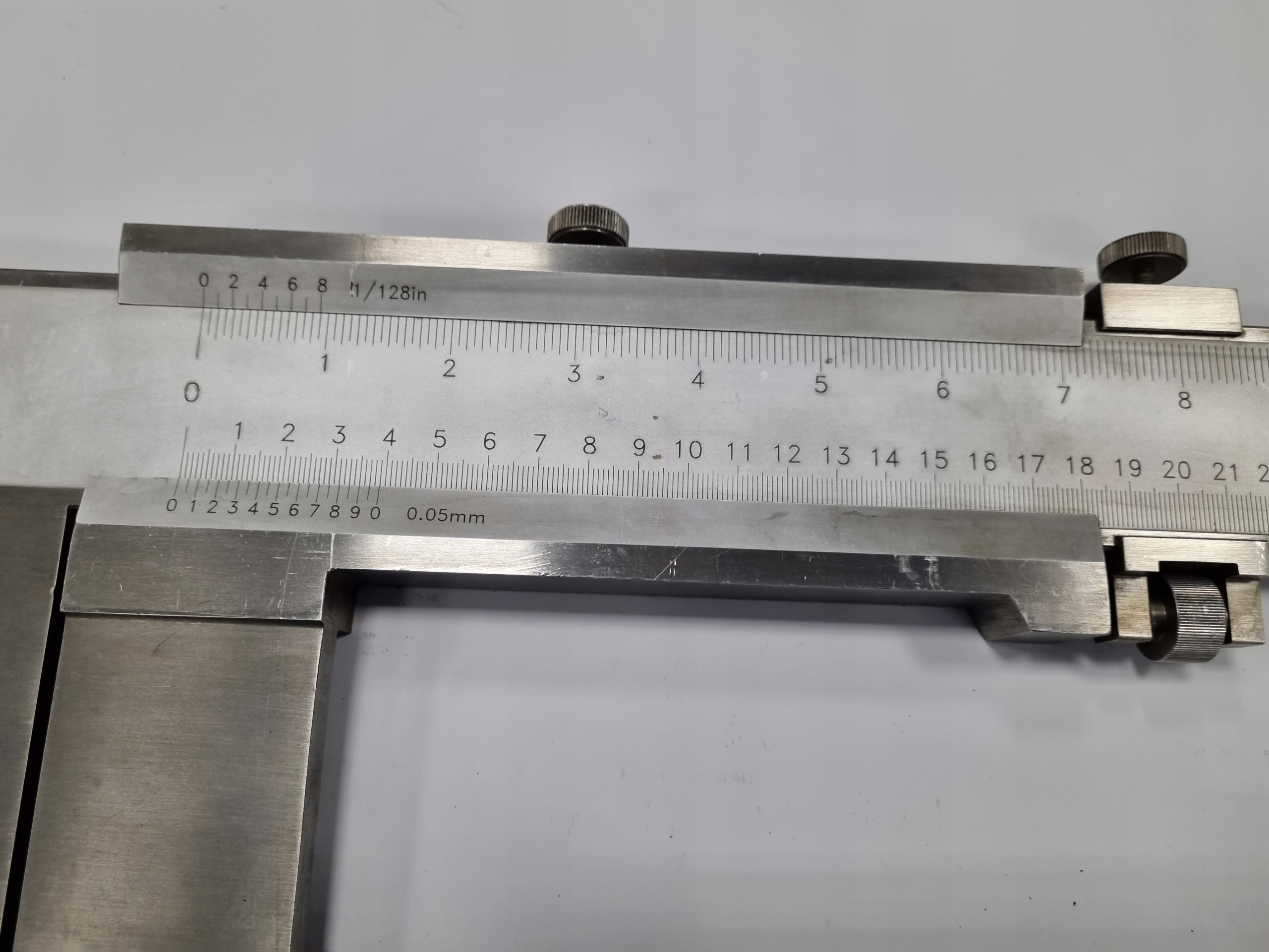 Suwmiarka 1000/300 matowa Marka VIS