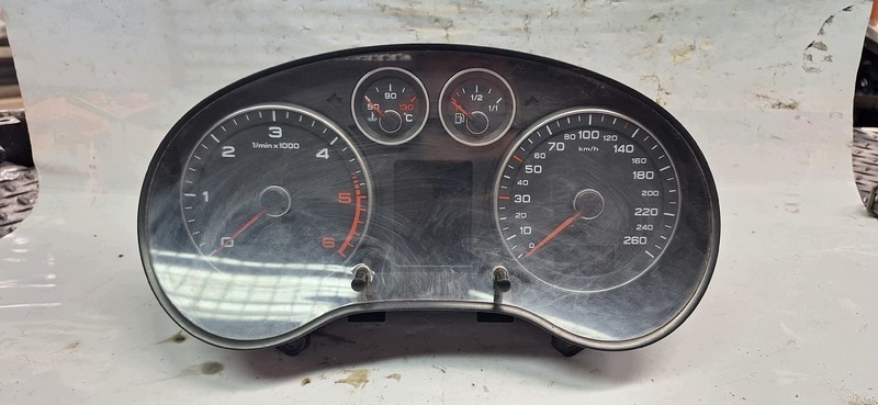 dials AUDI A3 8P 8P0920931S