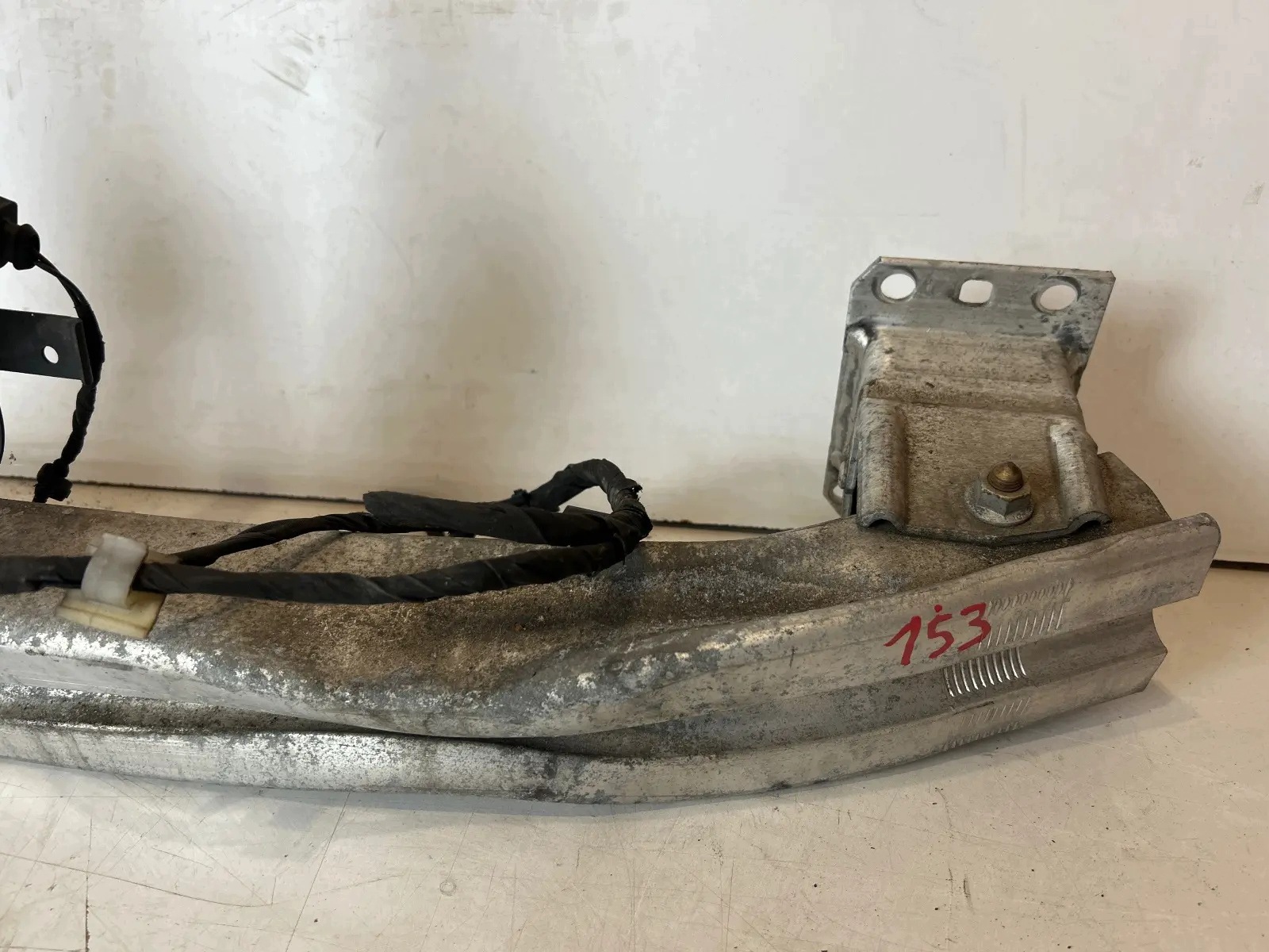 versteifung träger vorne Audi A8 D3 Lift