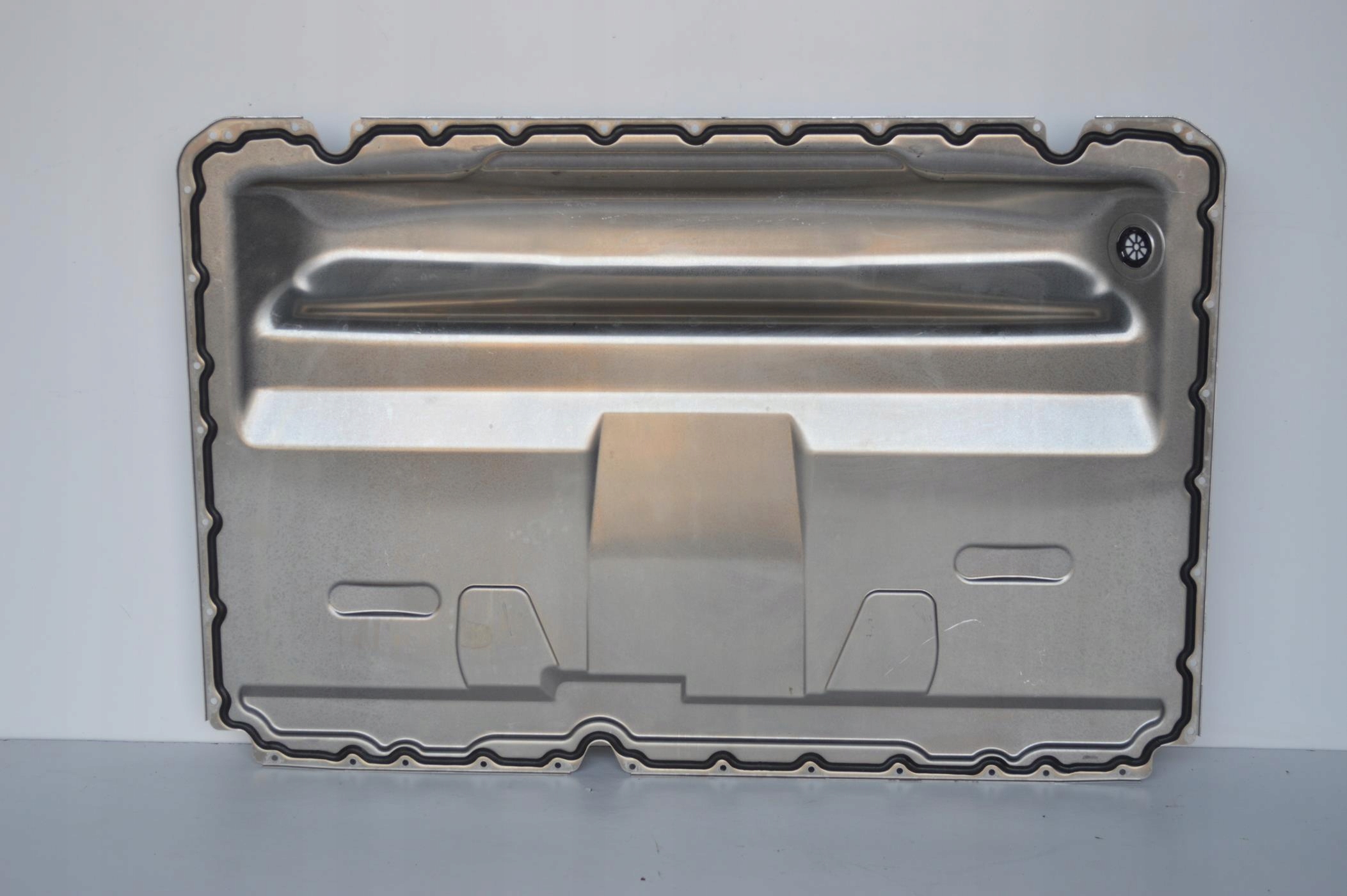 3Q0804841E - Панель корпус батареї PASSAT B8 3Q0 3Q0804841