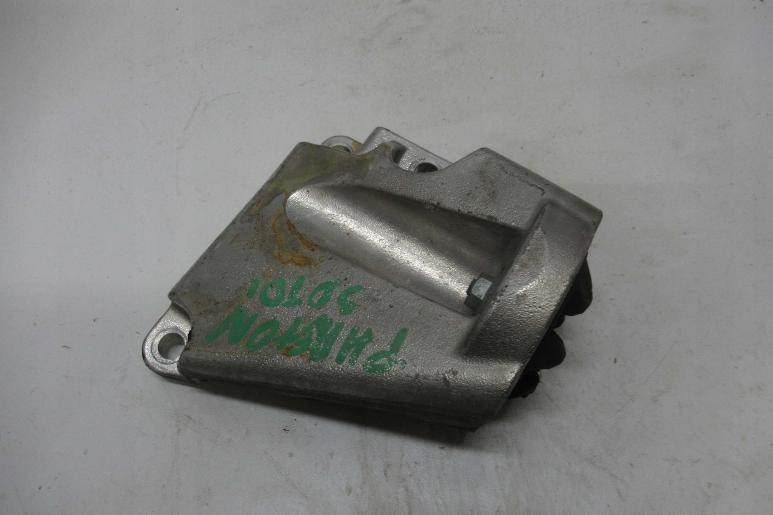 VW PHAETON 3.0 TDI holder gearbox mounting holder