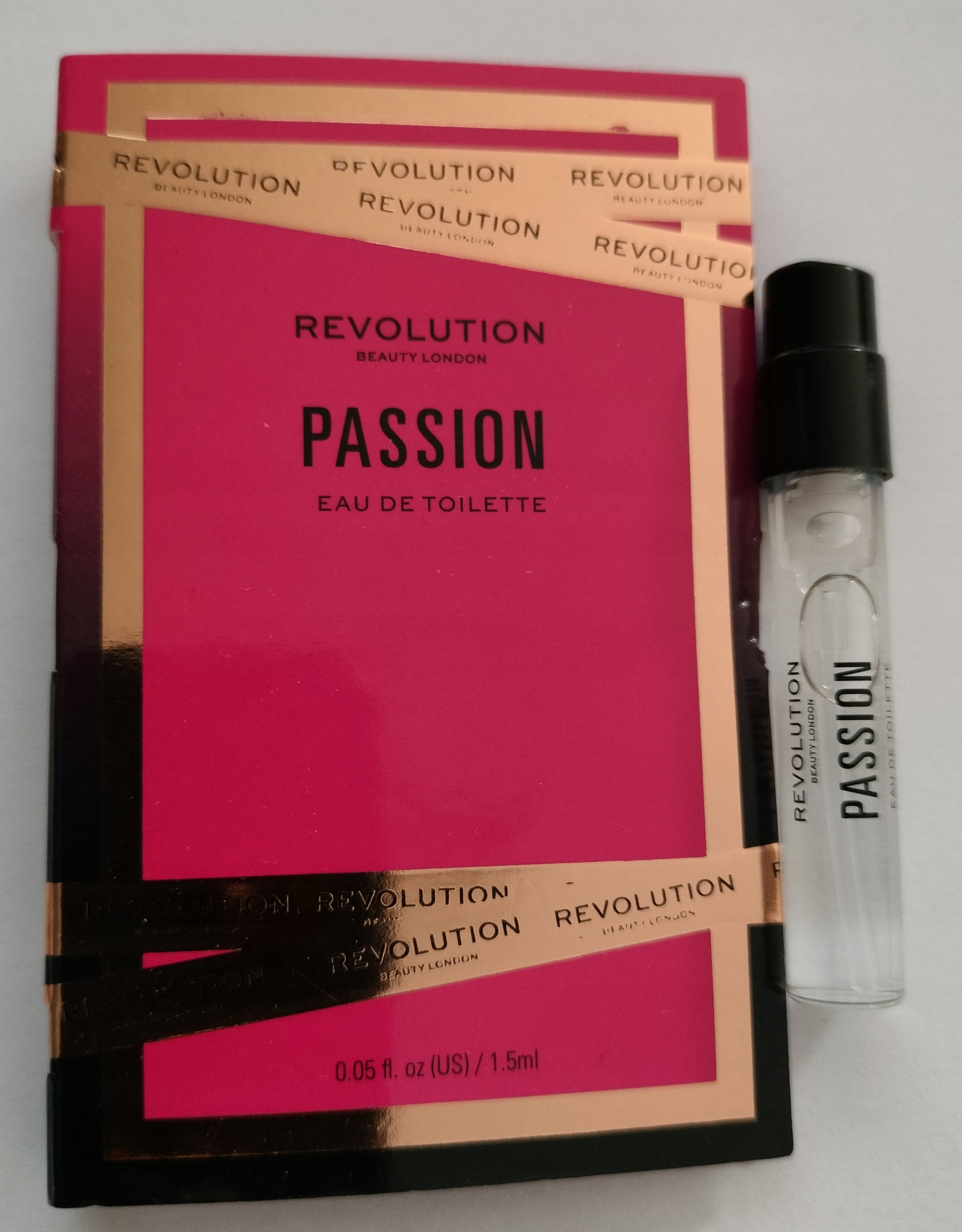 Próbka Revolution Passion EDT W 1,5ml