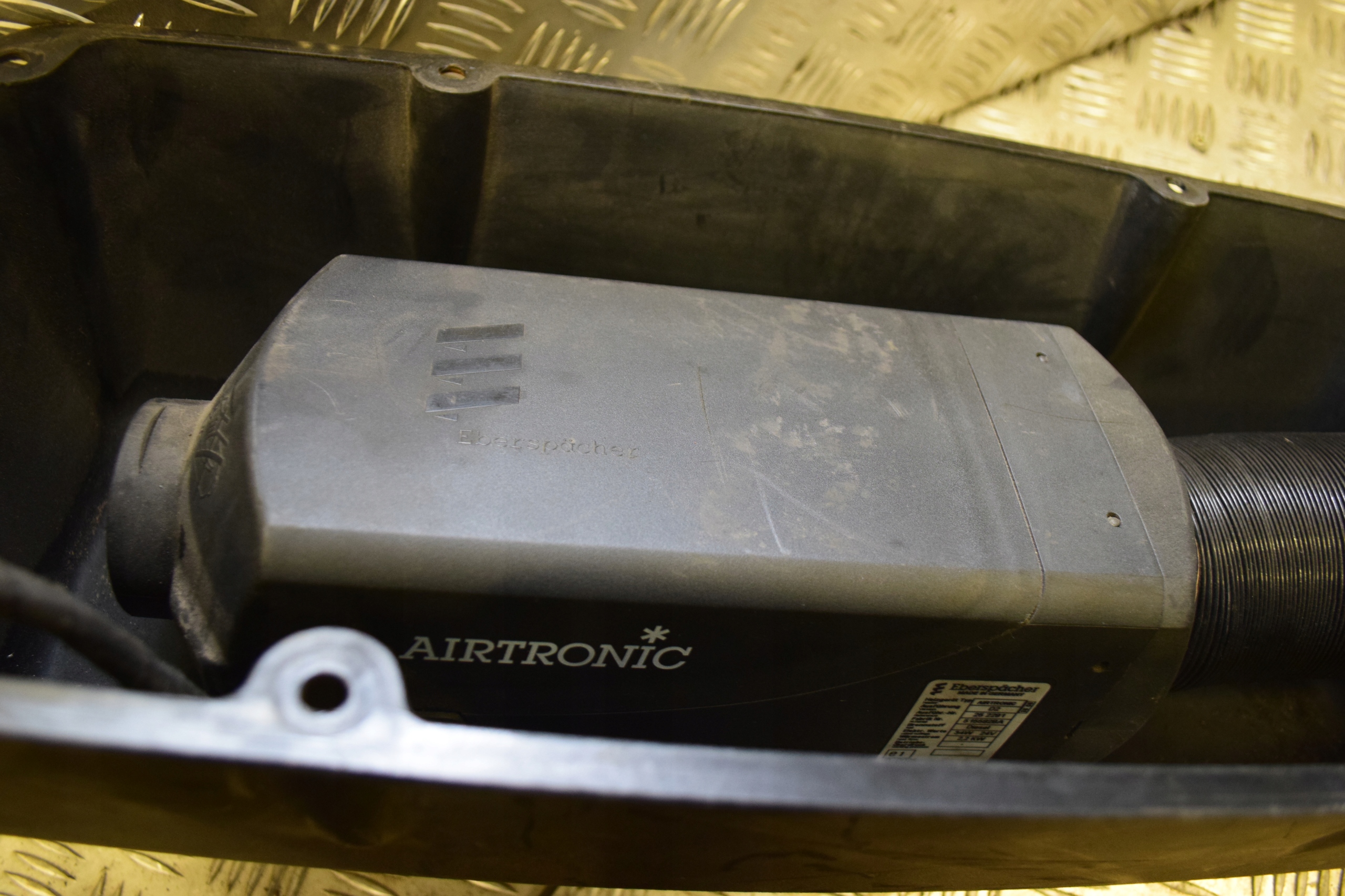 ОПАЛЕННЯ EBERSPACHER КЕРМО. CAN D4S MAN TGL TGM