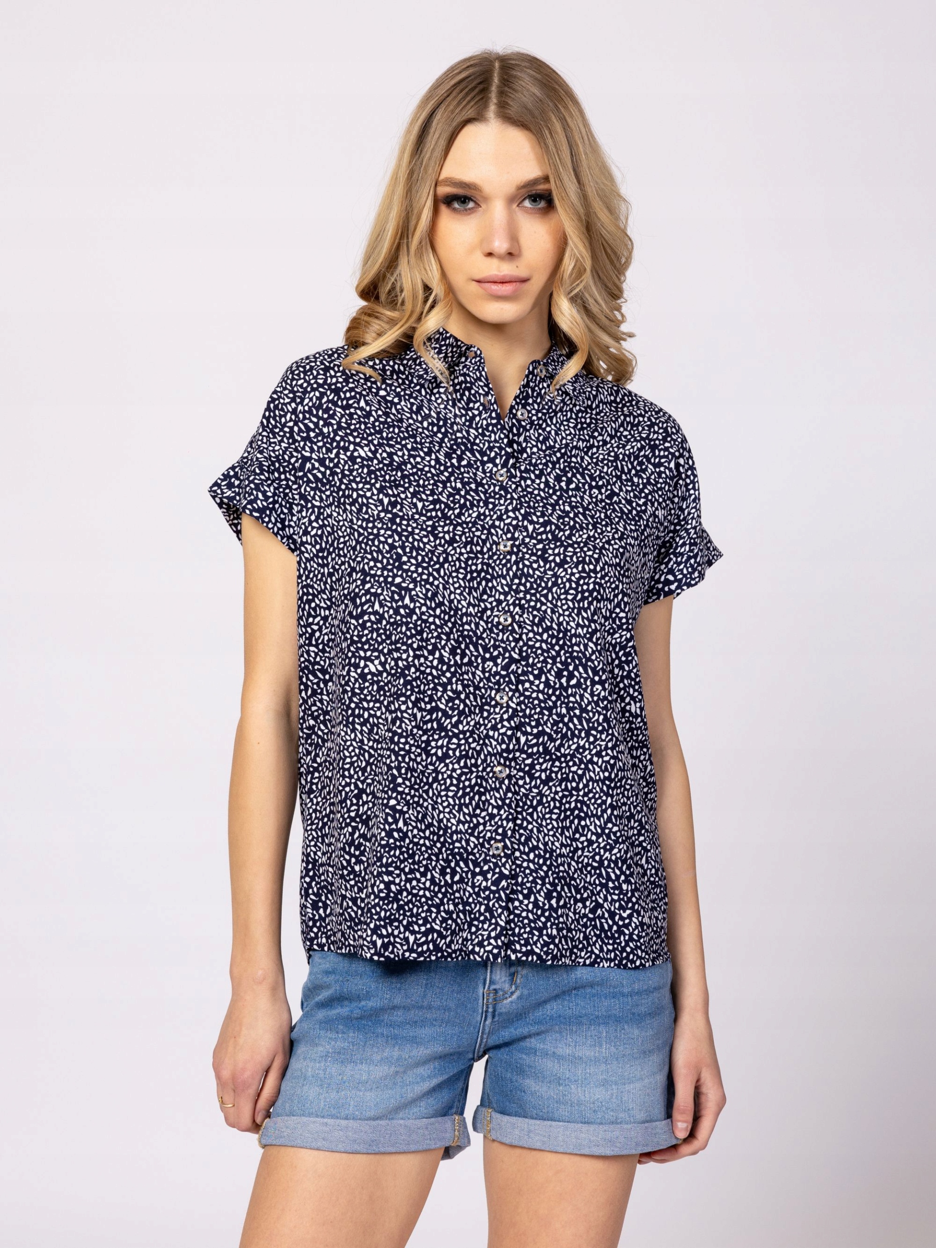 Elegantní Klasická Tričko Balenka Heavy Tools S Rhinty V Tmavě Modré Velikosti M