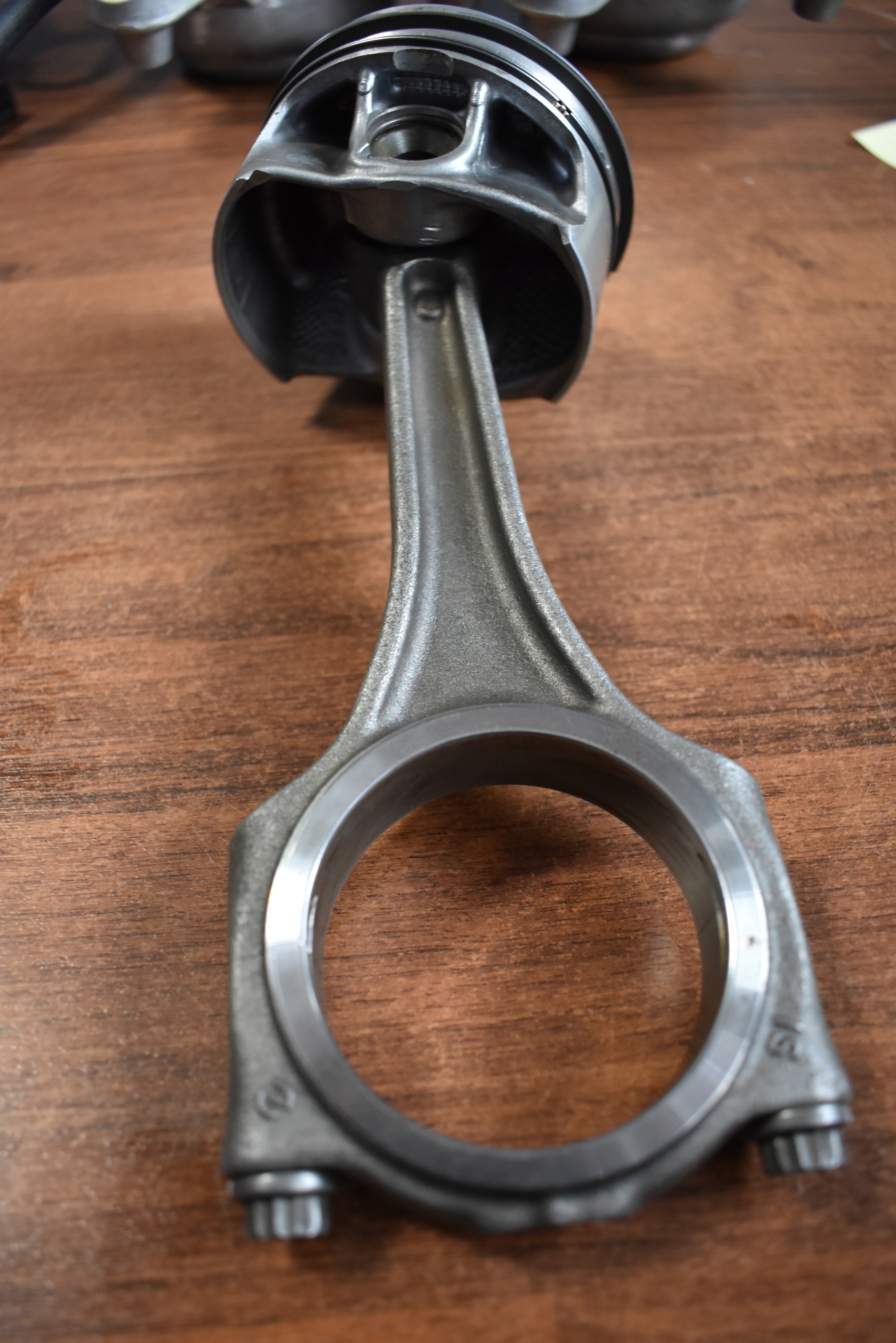 piston of the engine cylinder 1 - 3 PORSCHE PANAMERA 971 CXTA CXT 1