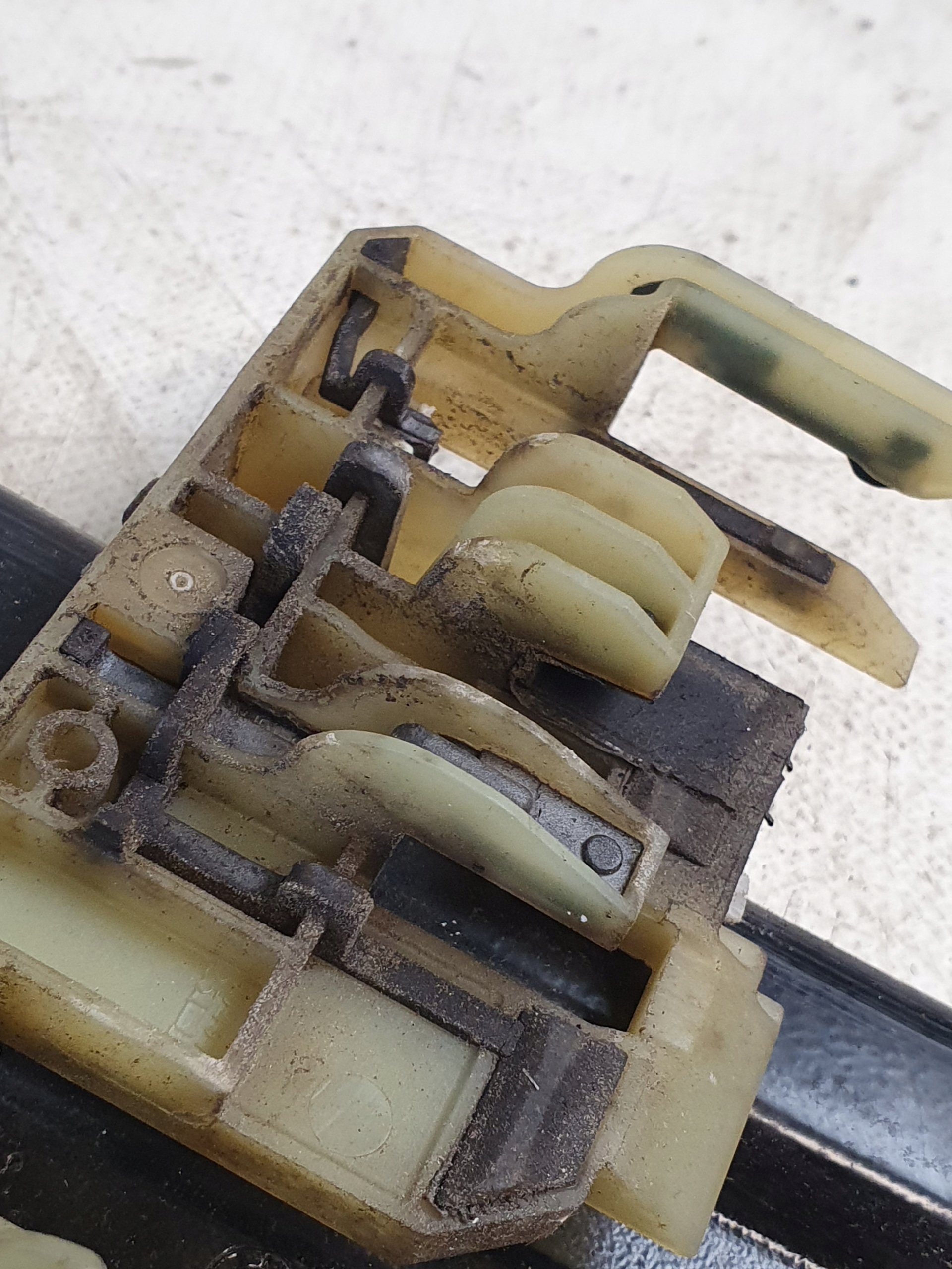 window regulator mechanism left front BMW F11 11r.