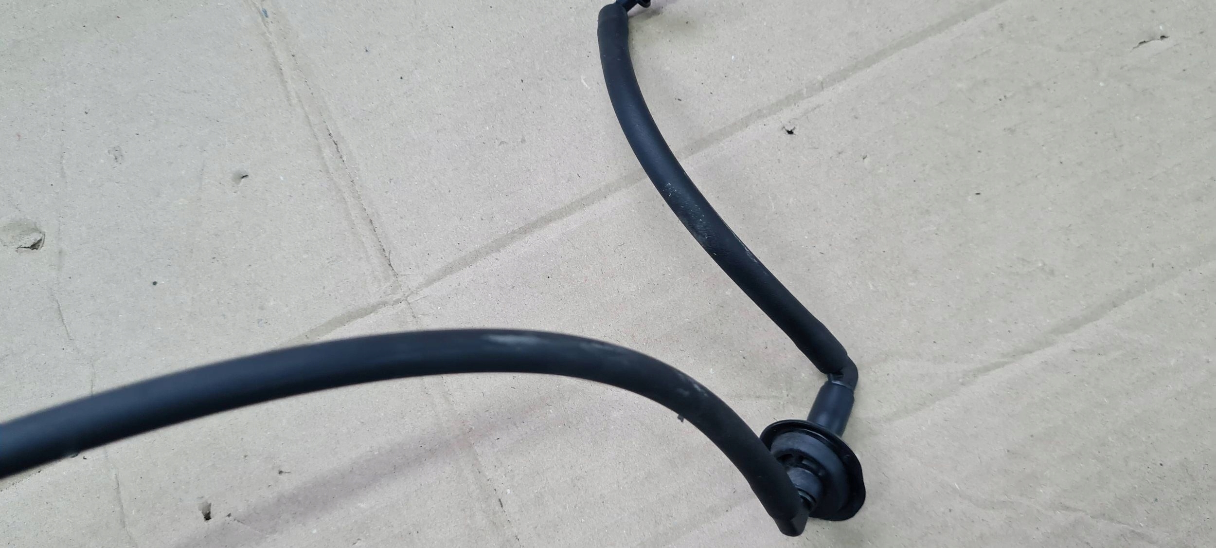 Jeep Grand Cherokee WL 2022 hose wiring washers bonnet boot rear part