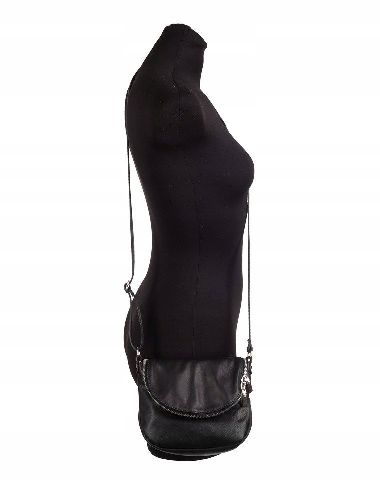 mała czarna listonoszka z klapą torebka skóra Marka Vera Pelle