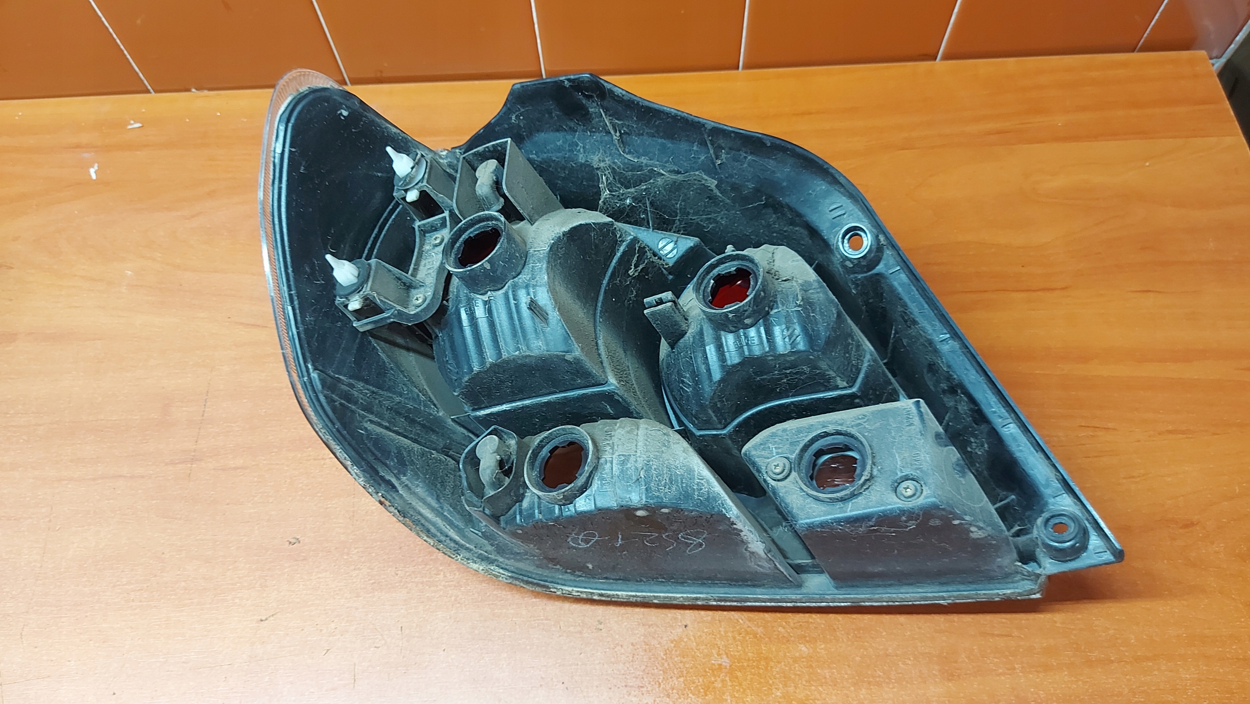 REFLEKTOR light right right rear part rear MITSUBISHI OUTLANDER and 01