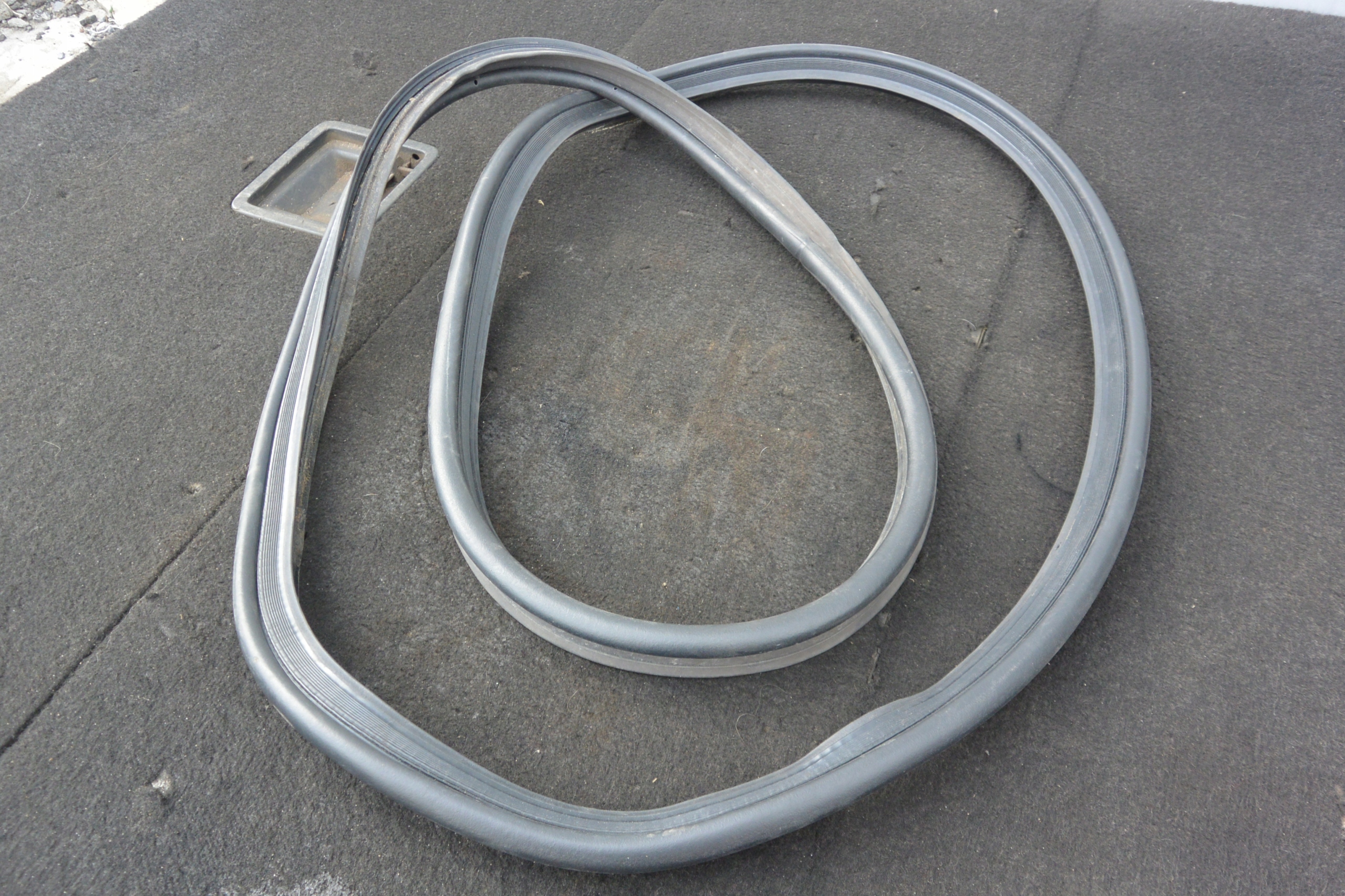 gasket bonnet boot rear part LEXUS GS III MK3